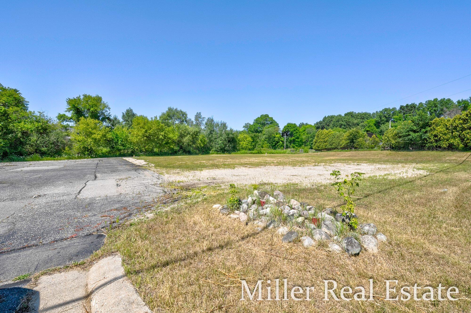 3207 M-37 Property Photo 12