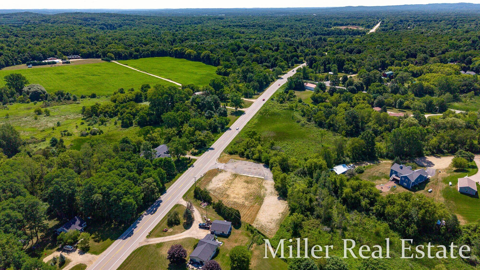 3207 M-37 Property Photo 17