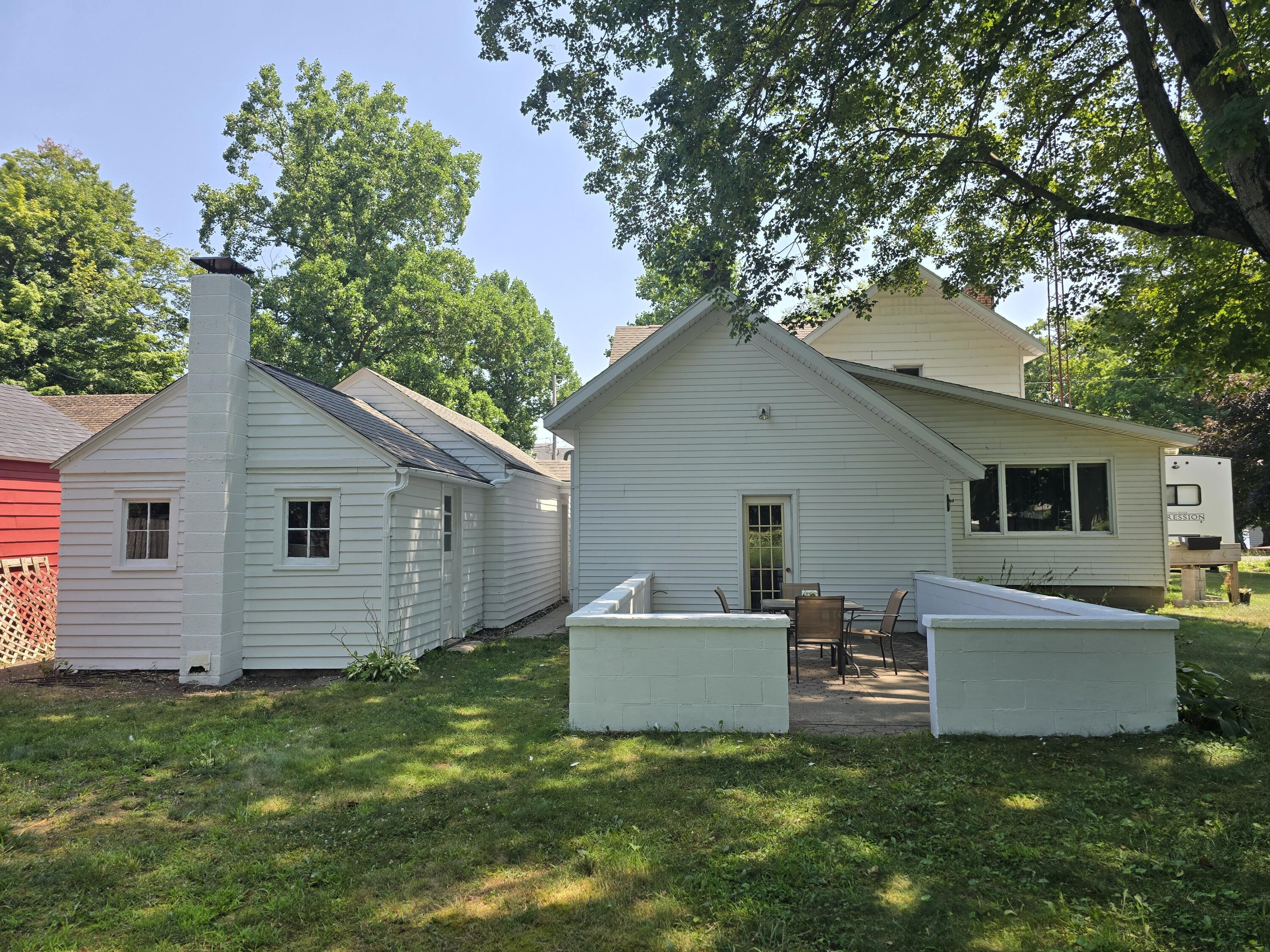 642 Maple Street Property Photo 7