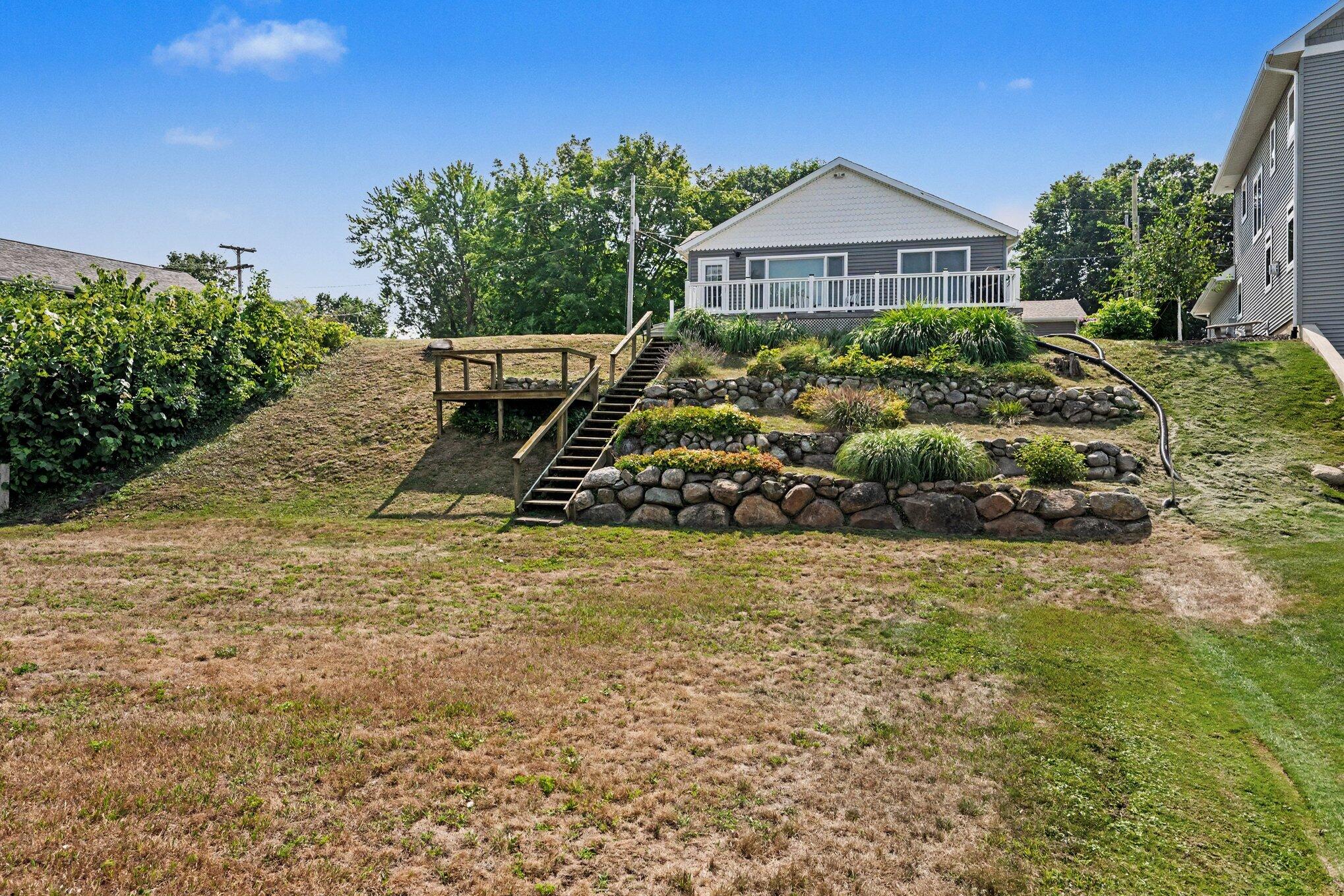 731 Beechwood Drive Property Photo 1