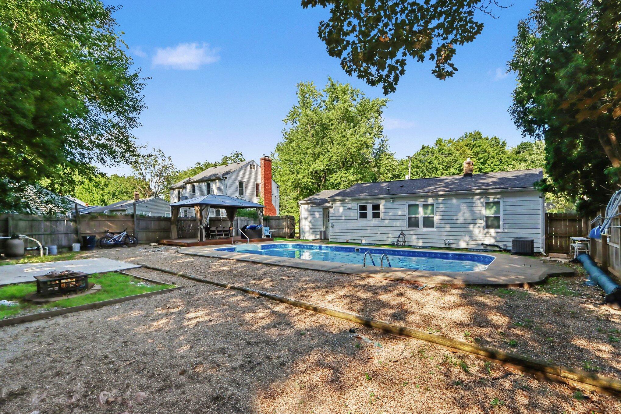 1323 Coolidge Avenue Property Photo 16