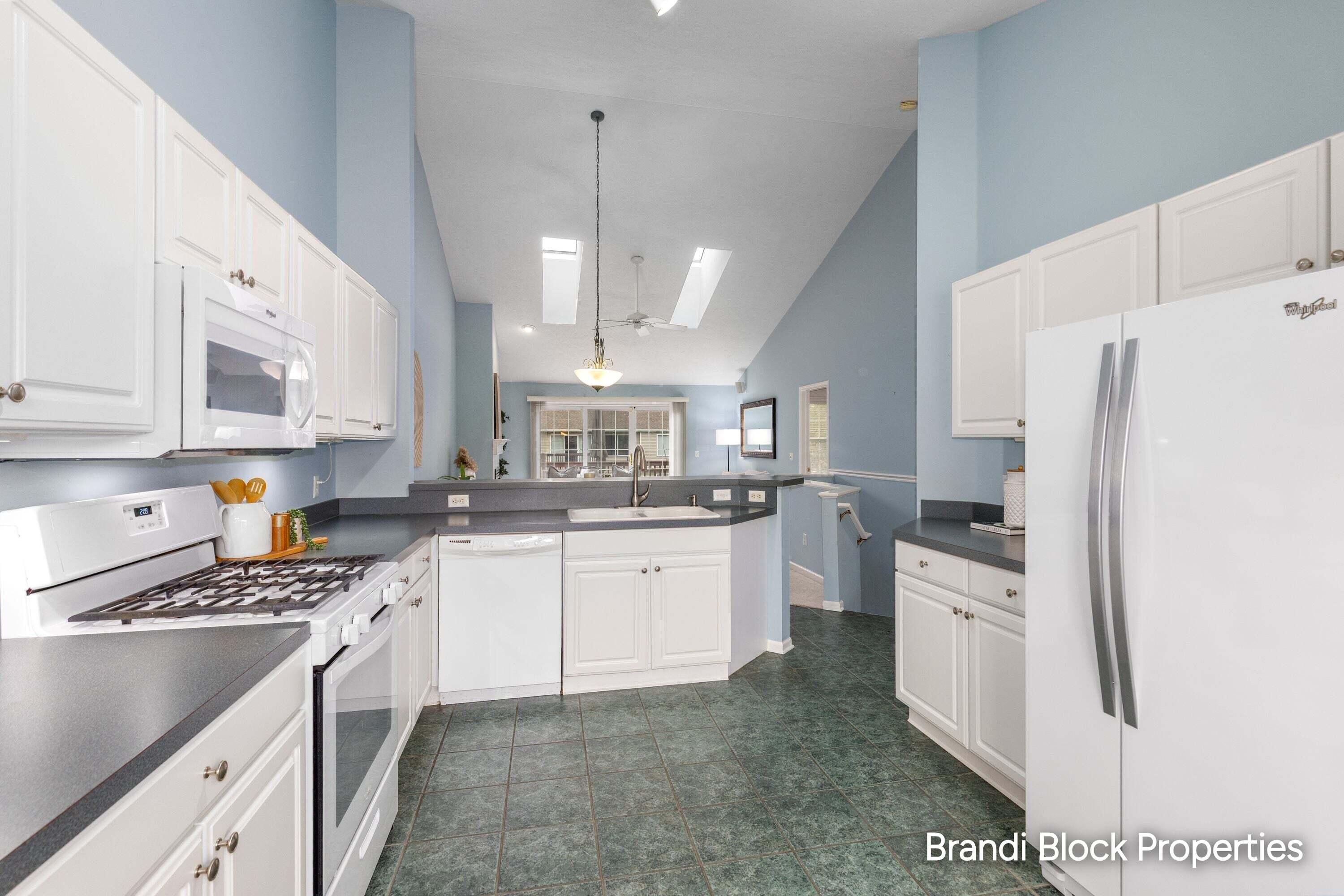 59 Pond Ridge Drive Ne 20 Property Photo 8