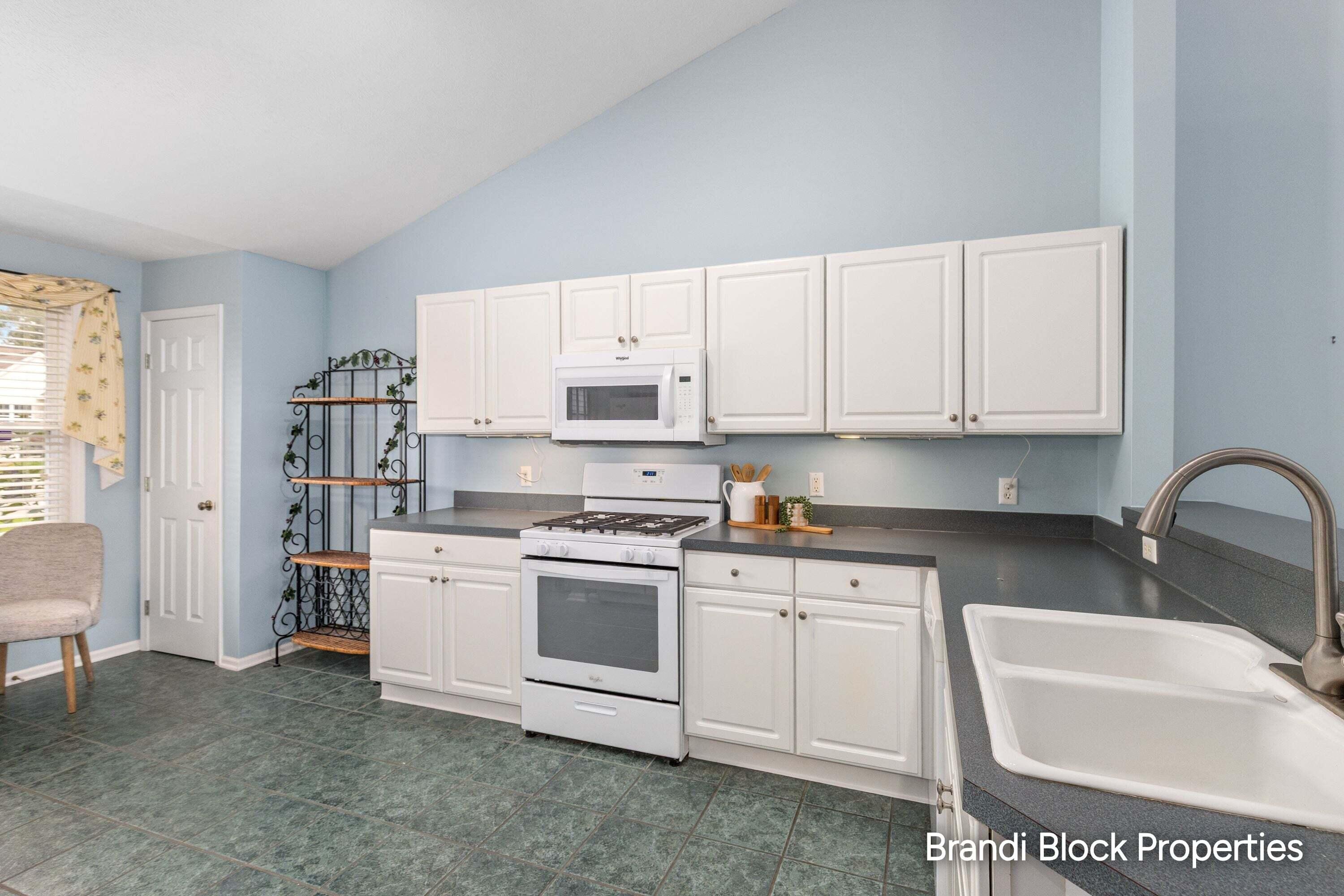 59 Pond Ridge Drive Ne 20 Property Photo 9