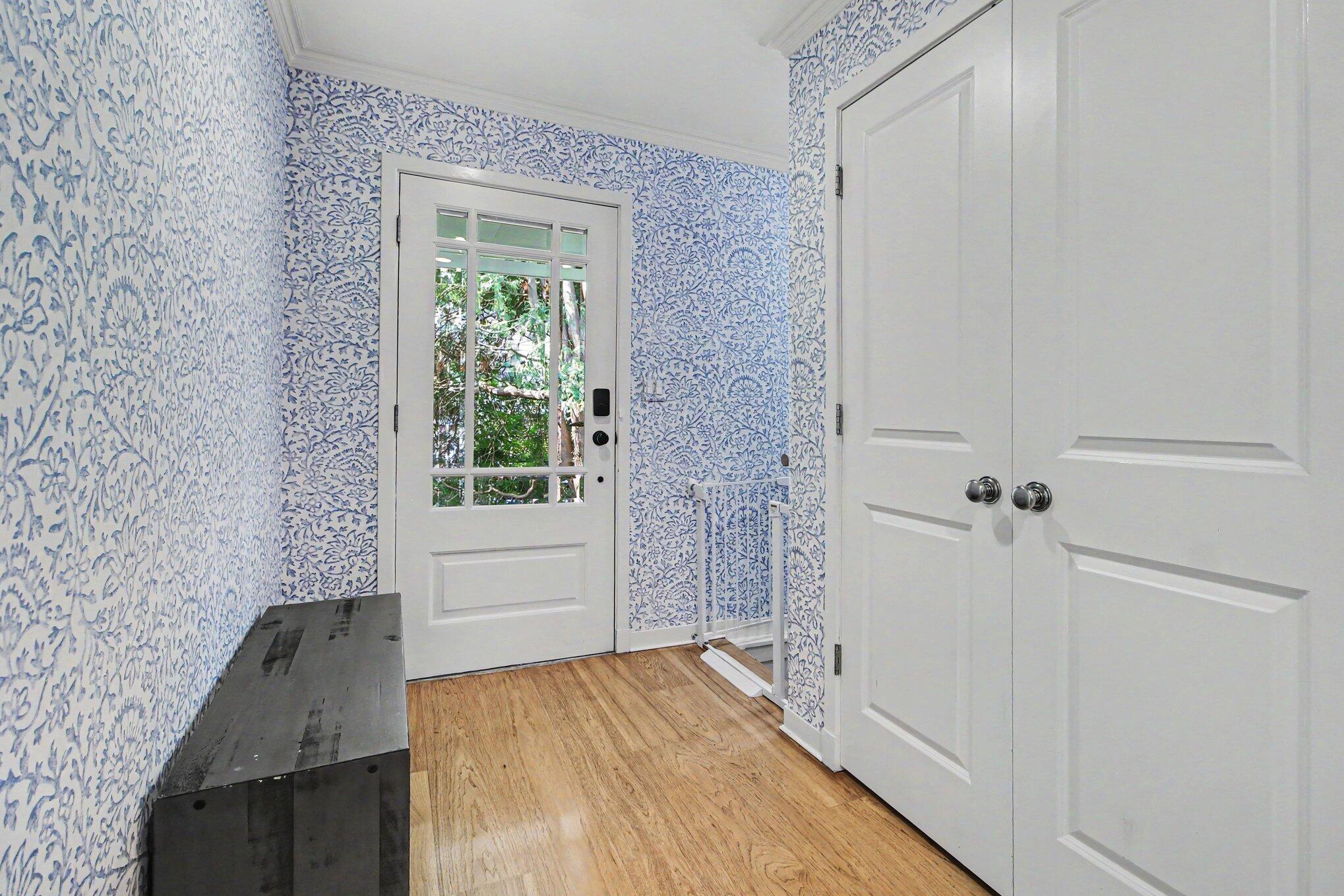 9 E Heatheridge Street Property Photo 5
