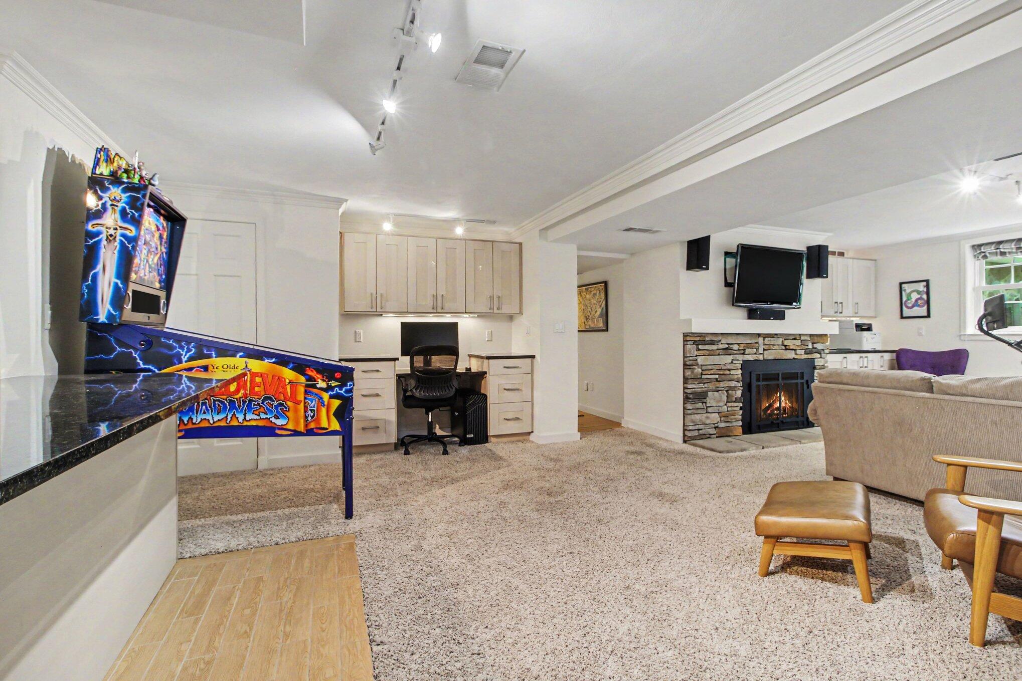 9 E Heatheridge Street Property Photo 38