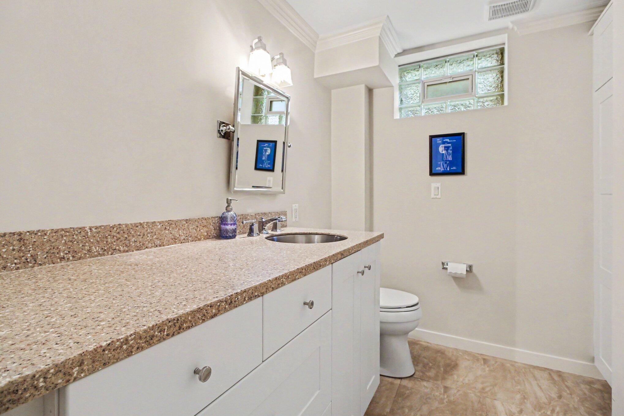 9 E Heatheridge Street Property Photo 40