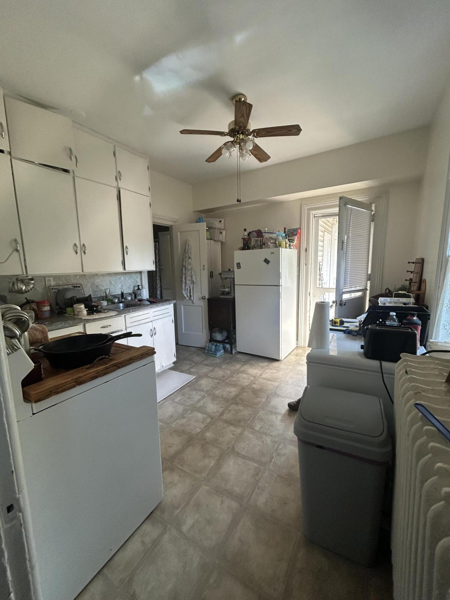 129 S East Street Property Photo 13