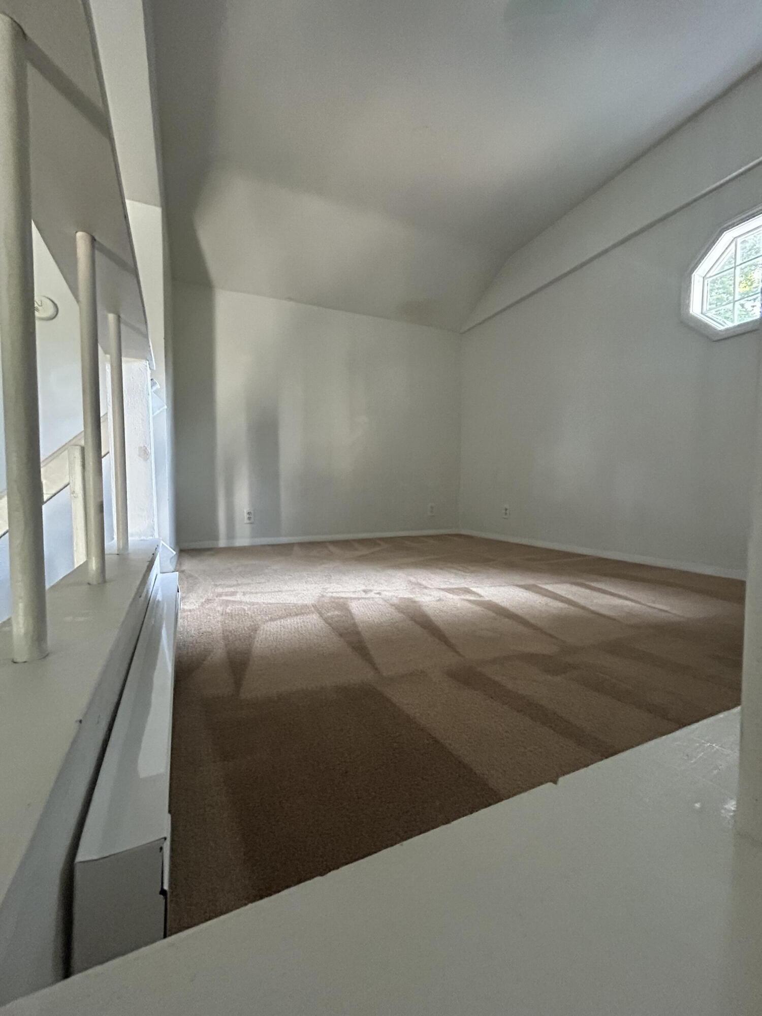 129 S East Street Property Photo 21