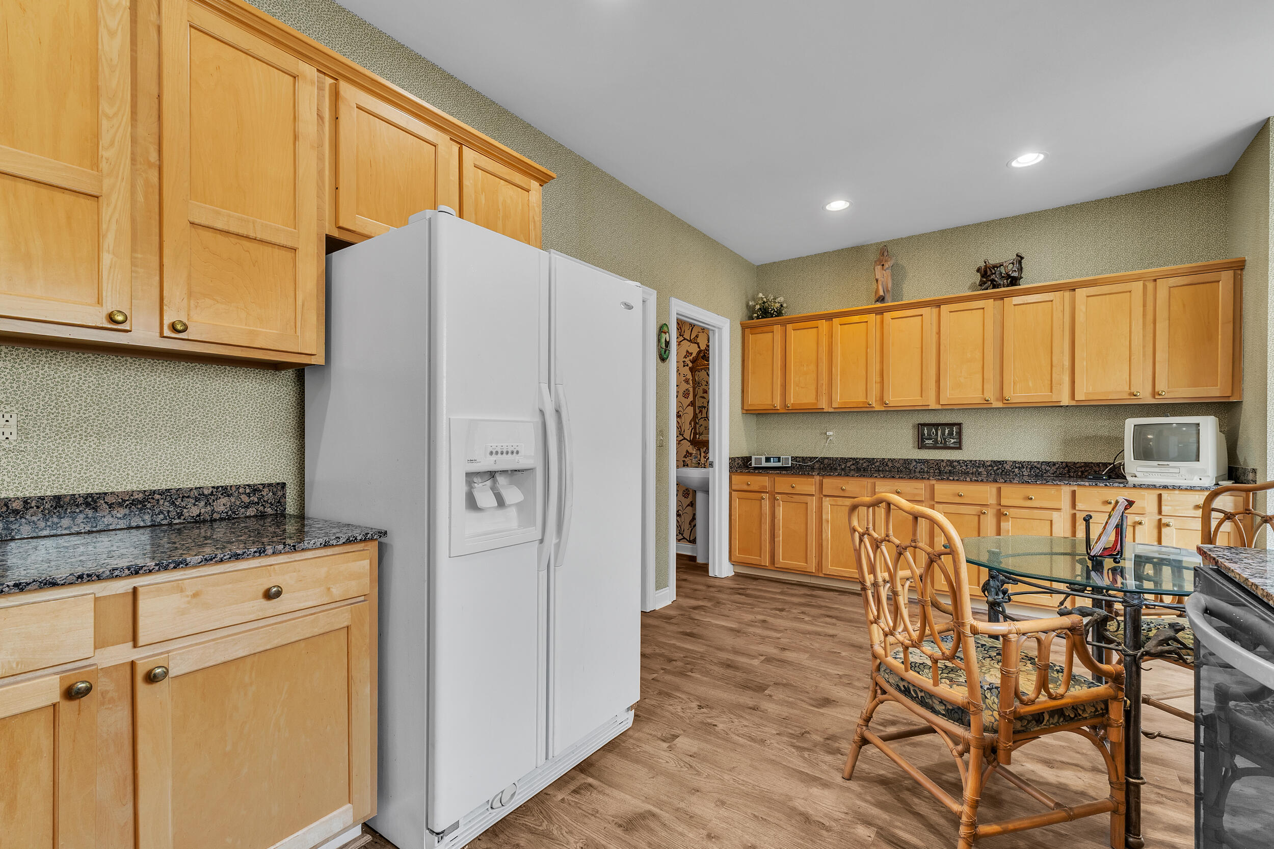 21521 Garrison Street Property Photo 14