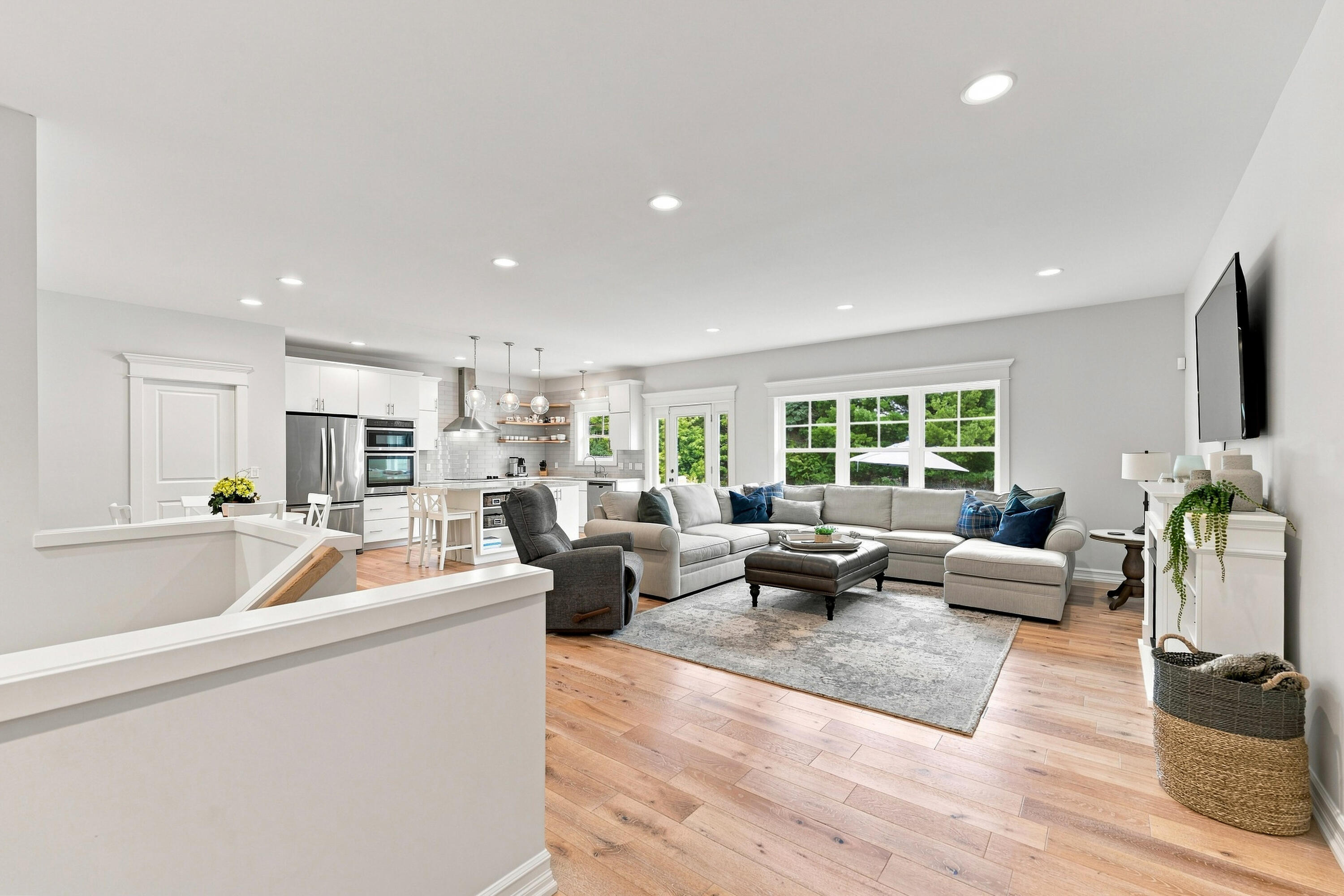 341 Parkside Lane Property Photo 11