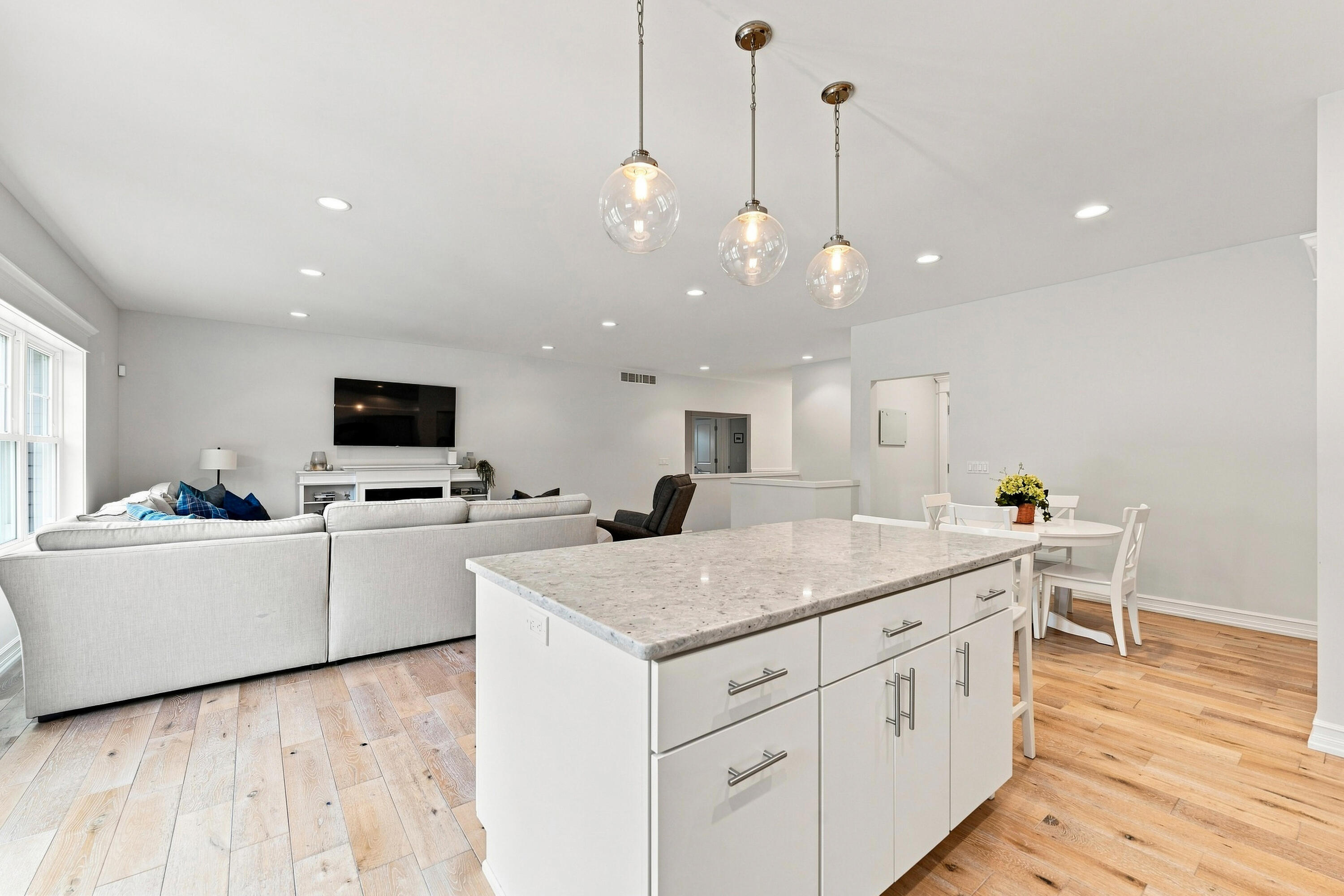341 Parkside Lane Property Photo 12