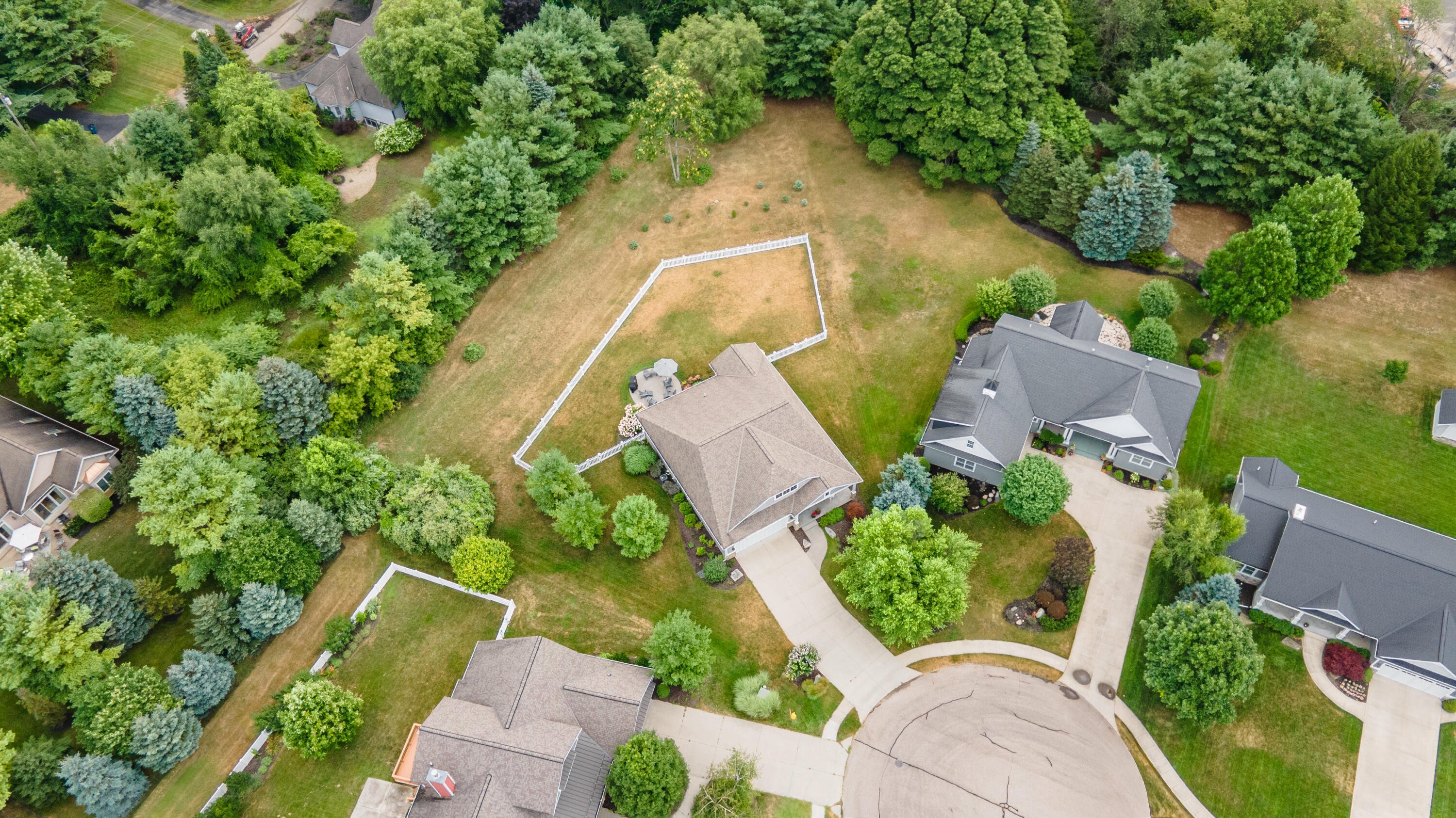 341 Parkside Lane Property Photo 44