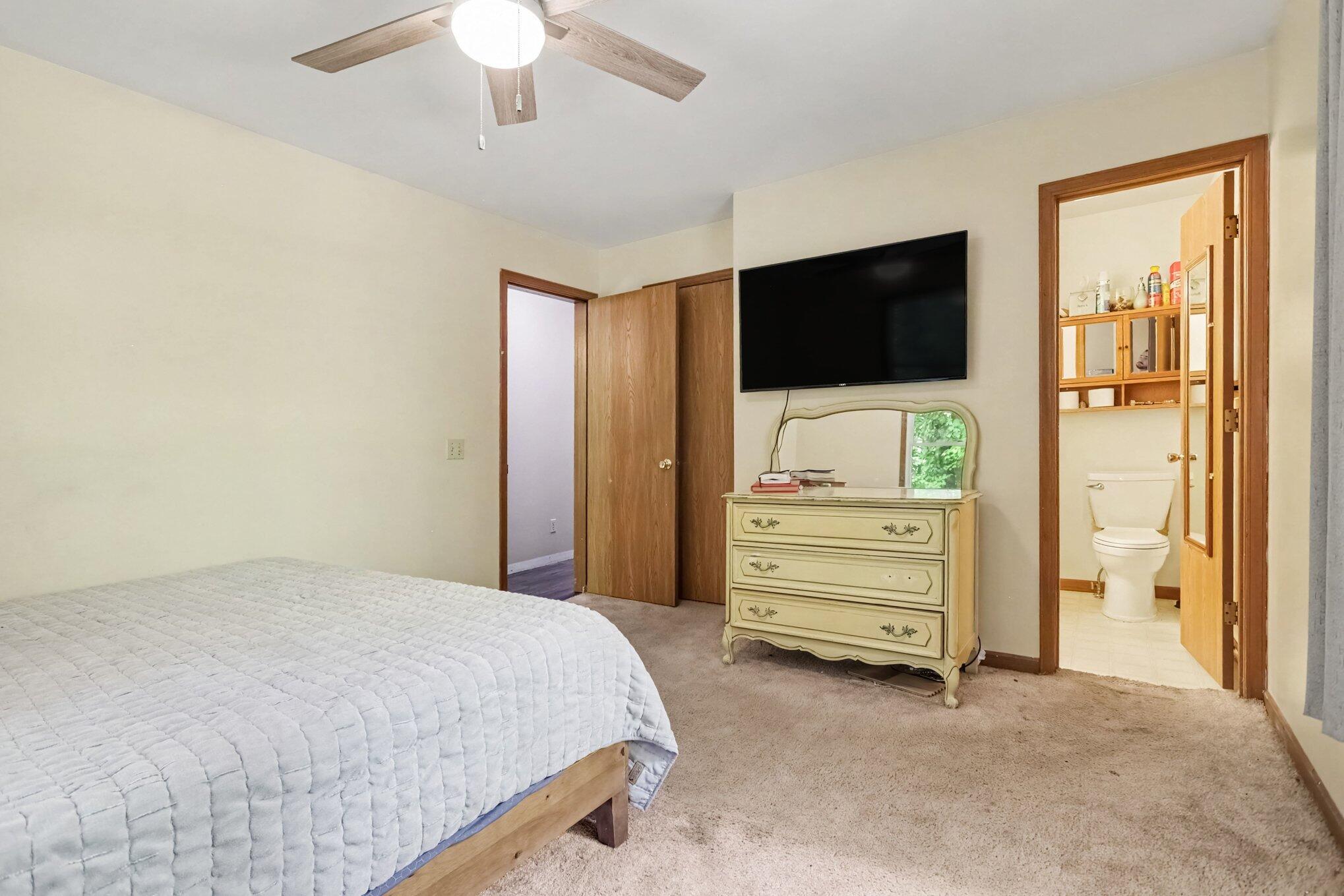 21321 Clear Lake Avenue Property Photo 10