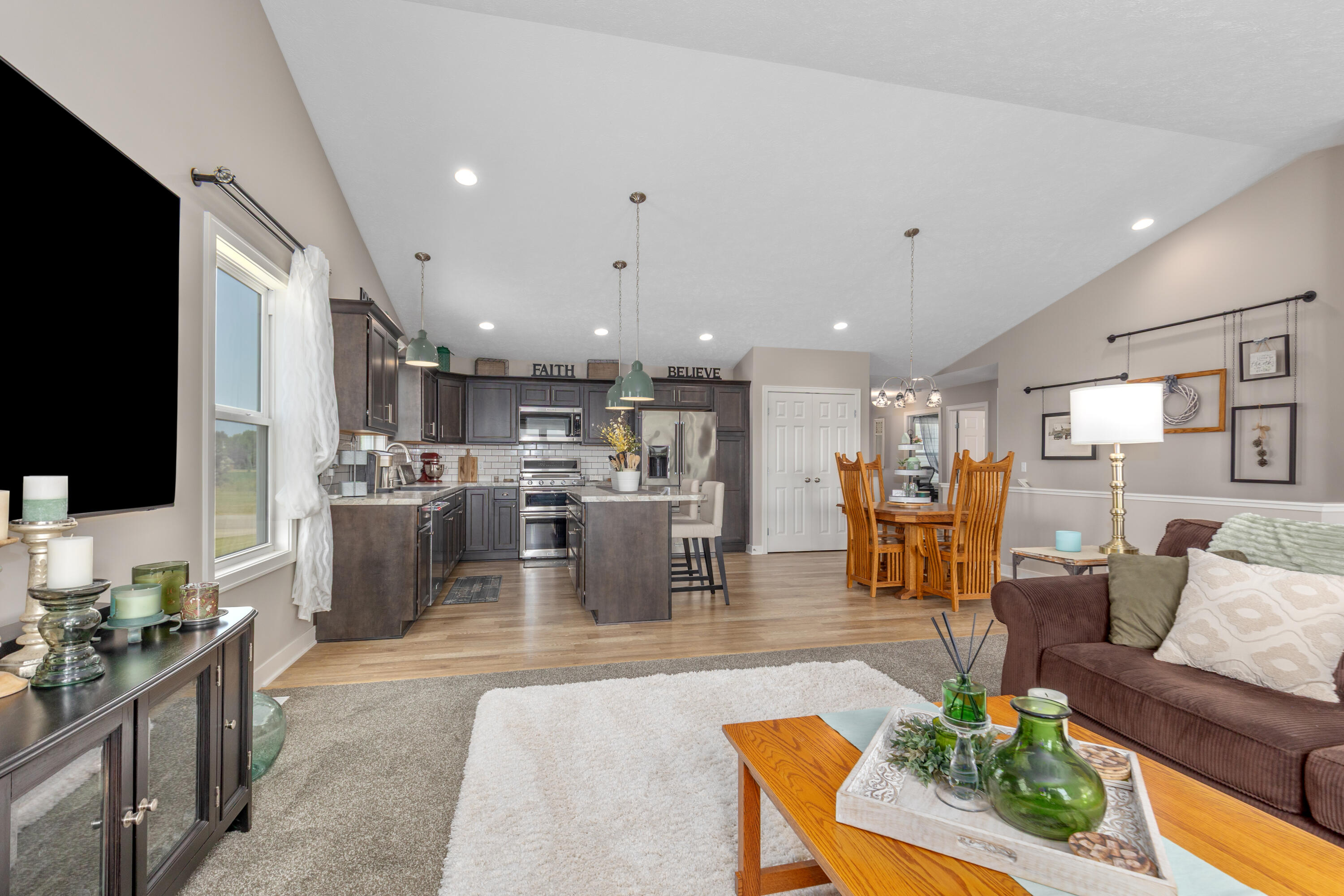4478 Meadow Pond Way Property Photo 3