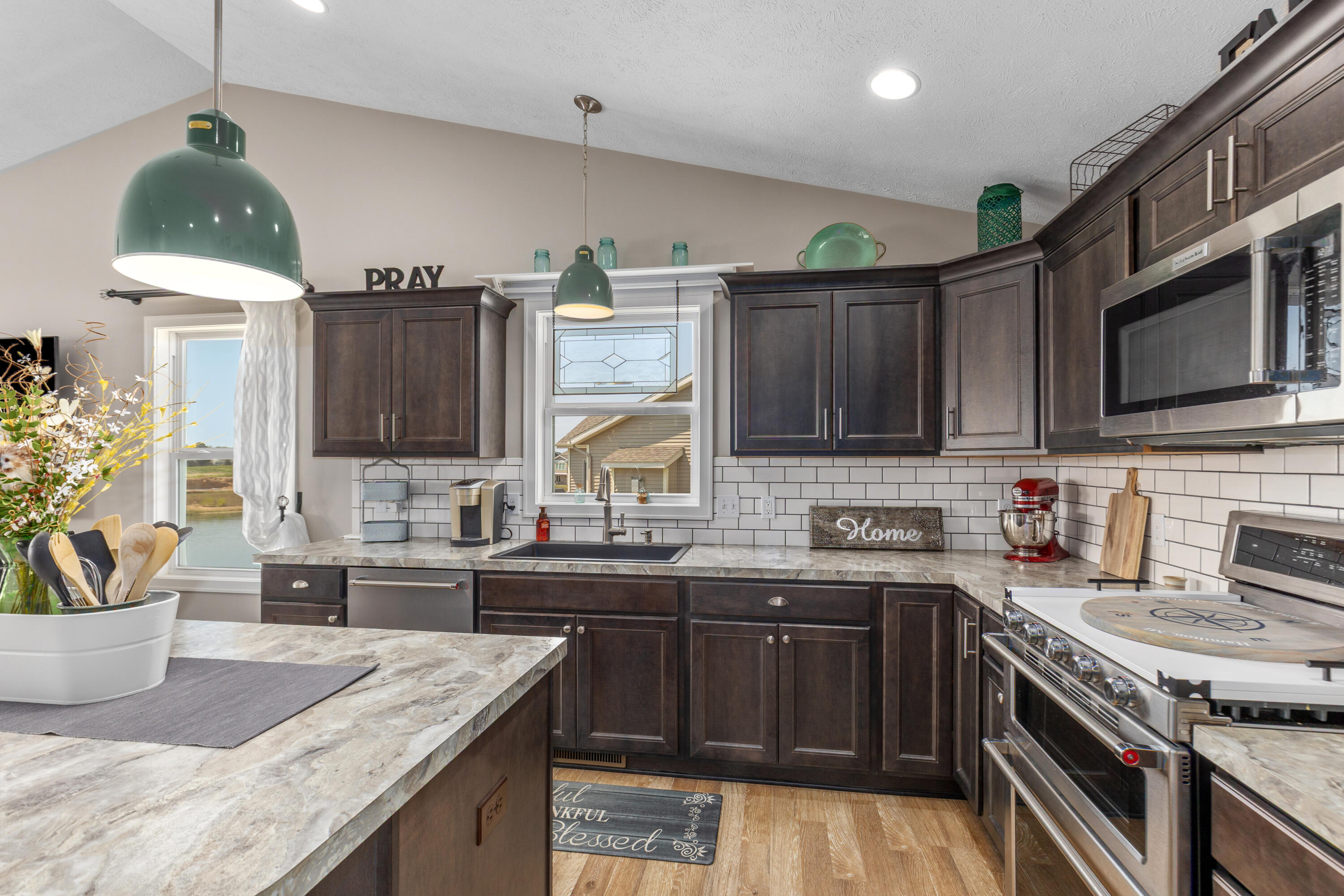 4478 Meadow Pond Way Property Photo 5