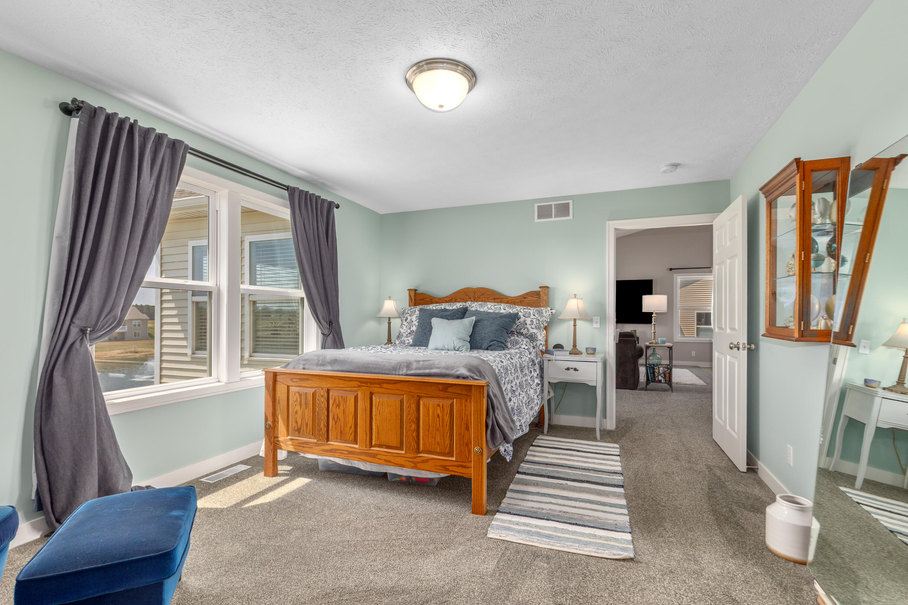 4478 Meadow Pond Way Property Photo 10