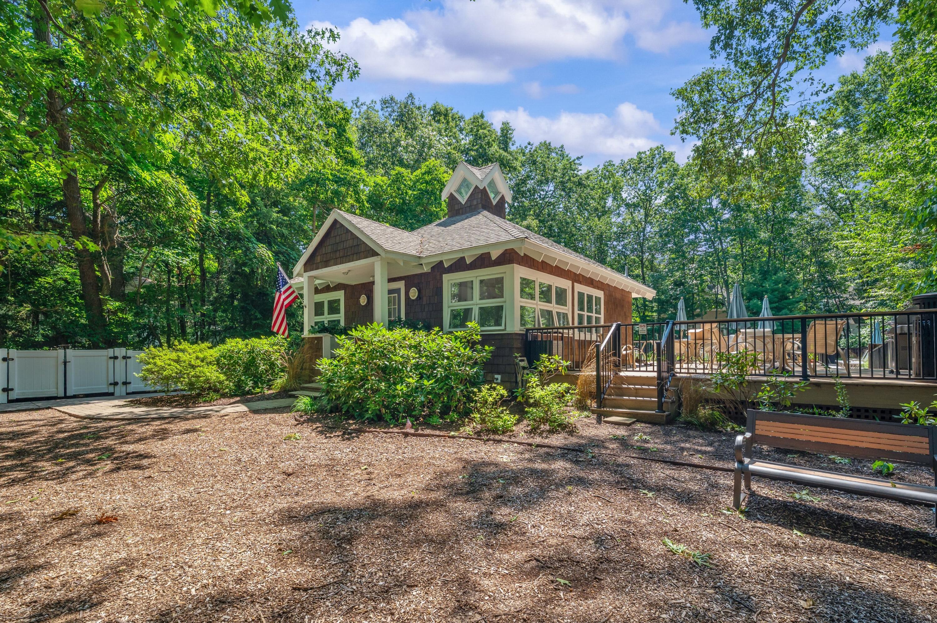 13047 Edgewater Property Photo 75
