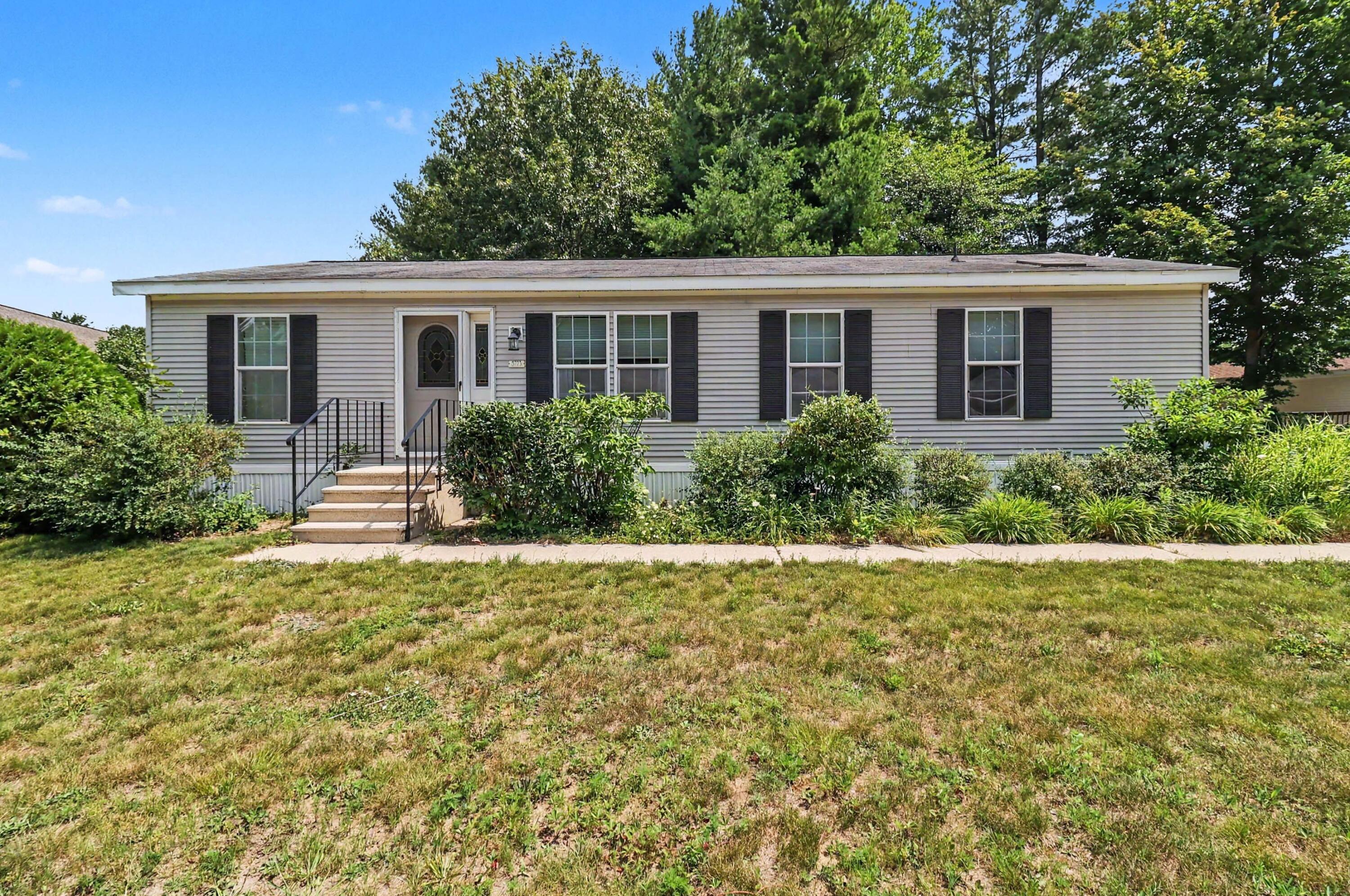 3773 W Forest Hill Circle Property Photo 1