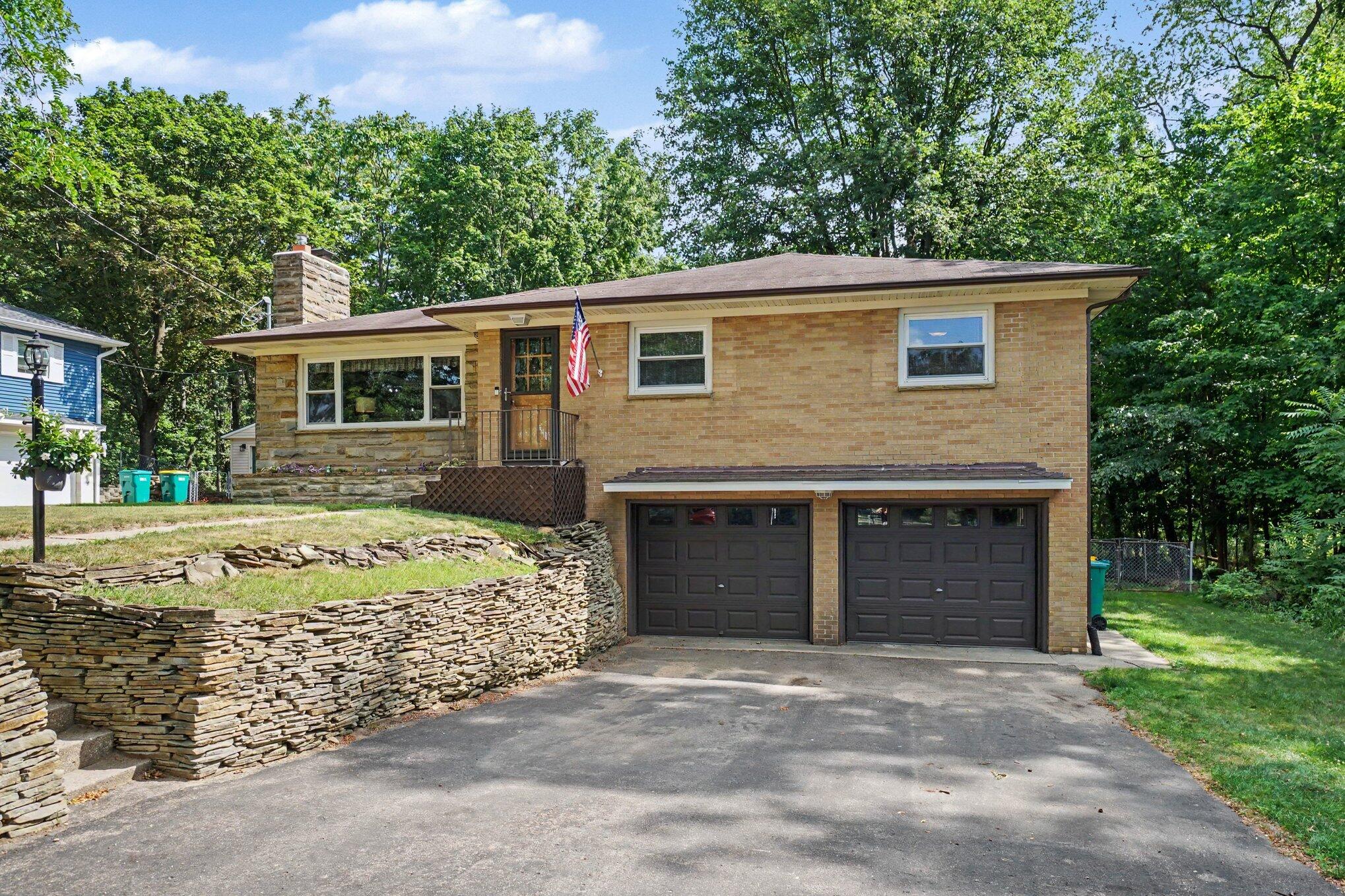 1117 W Kilgore Road Property Photo 1