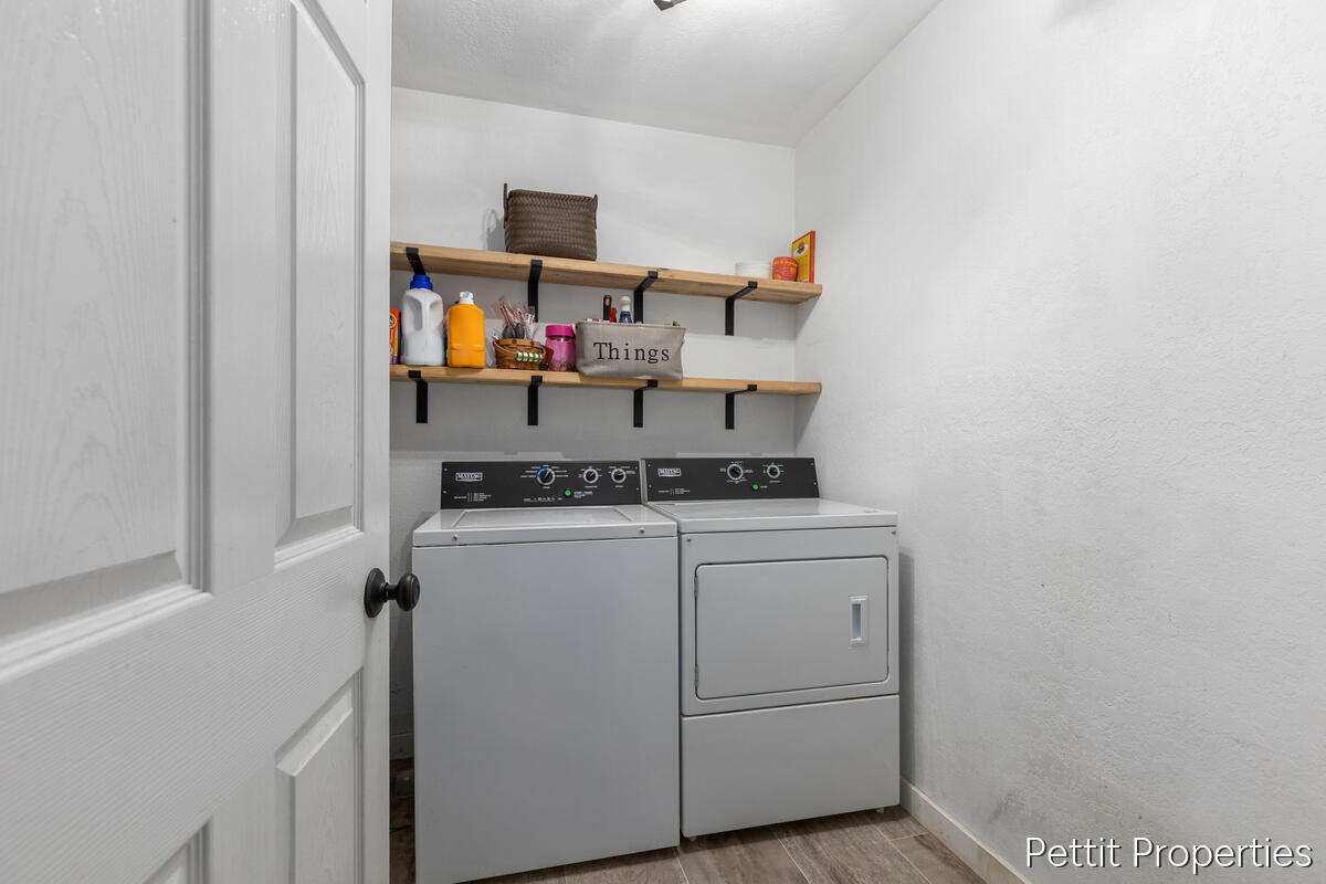 1447 West Street Property Photo 16