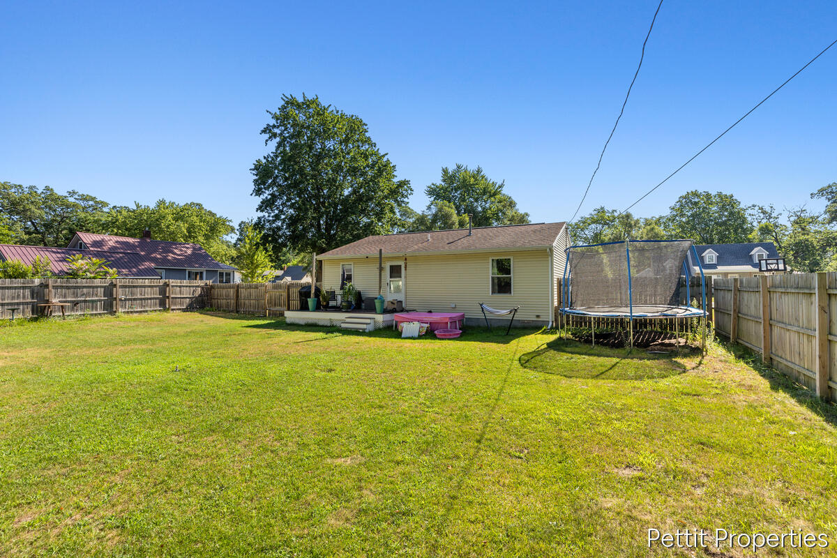 1447 West Street Property Photo 19