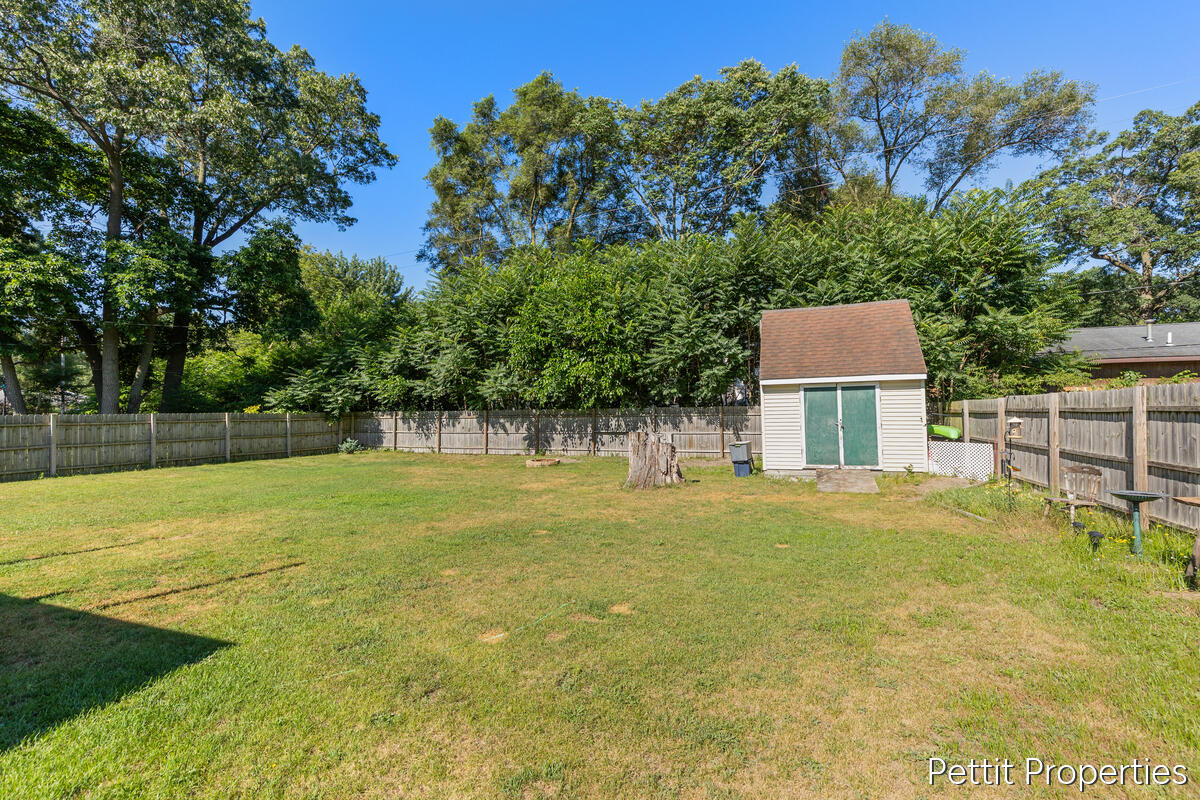 1447 West Street Property Photo 20