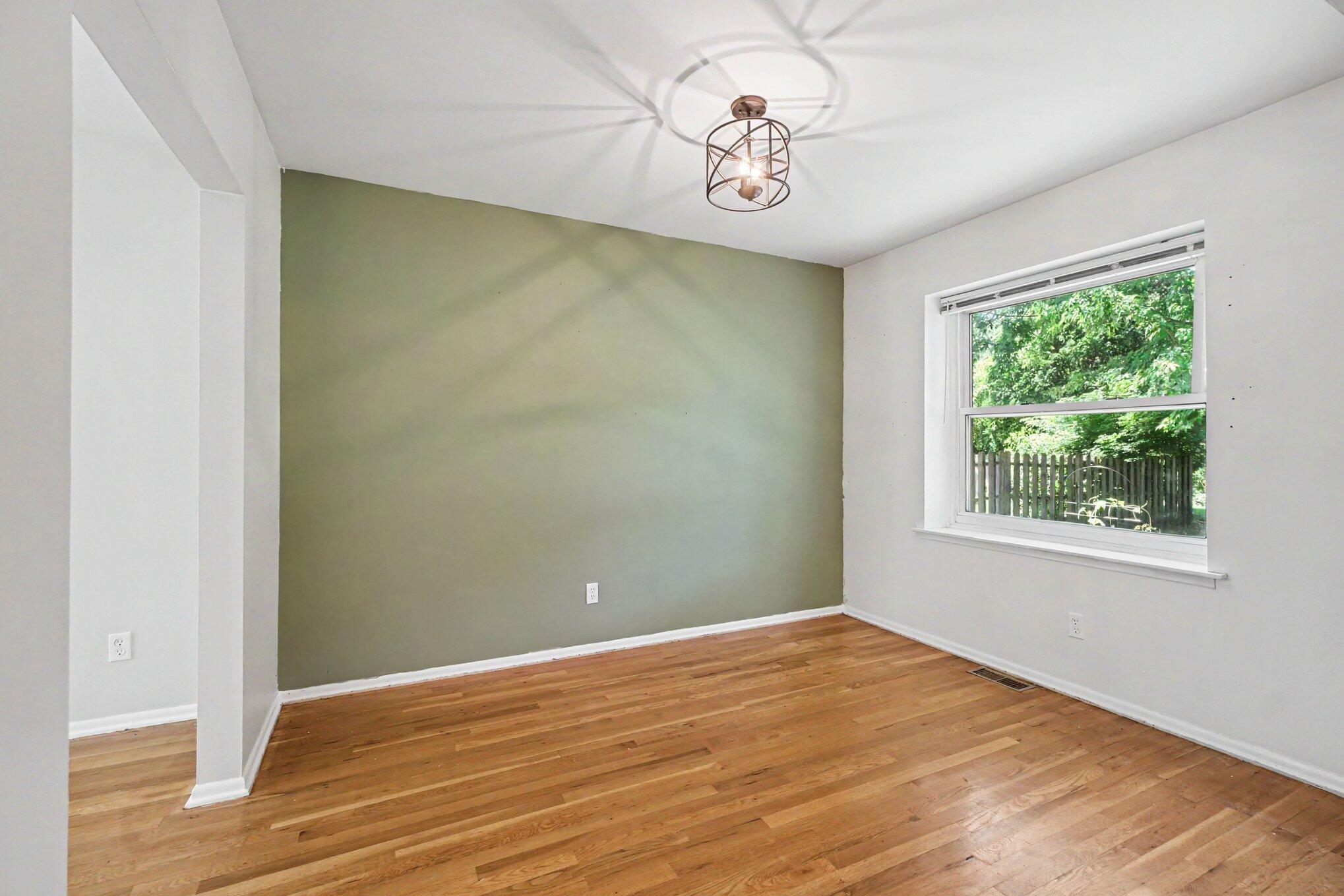 6320 Hampton Street Property Photo 11