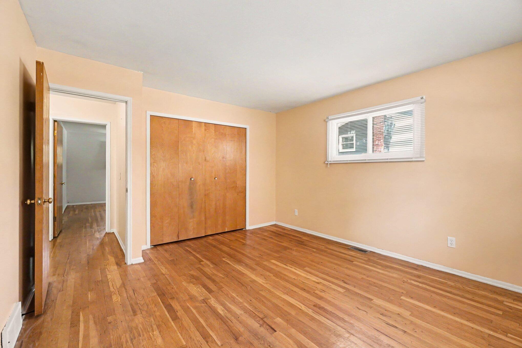 6320 Hampton Street Property Photo 15
