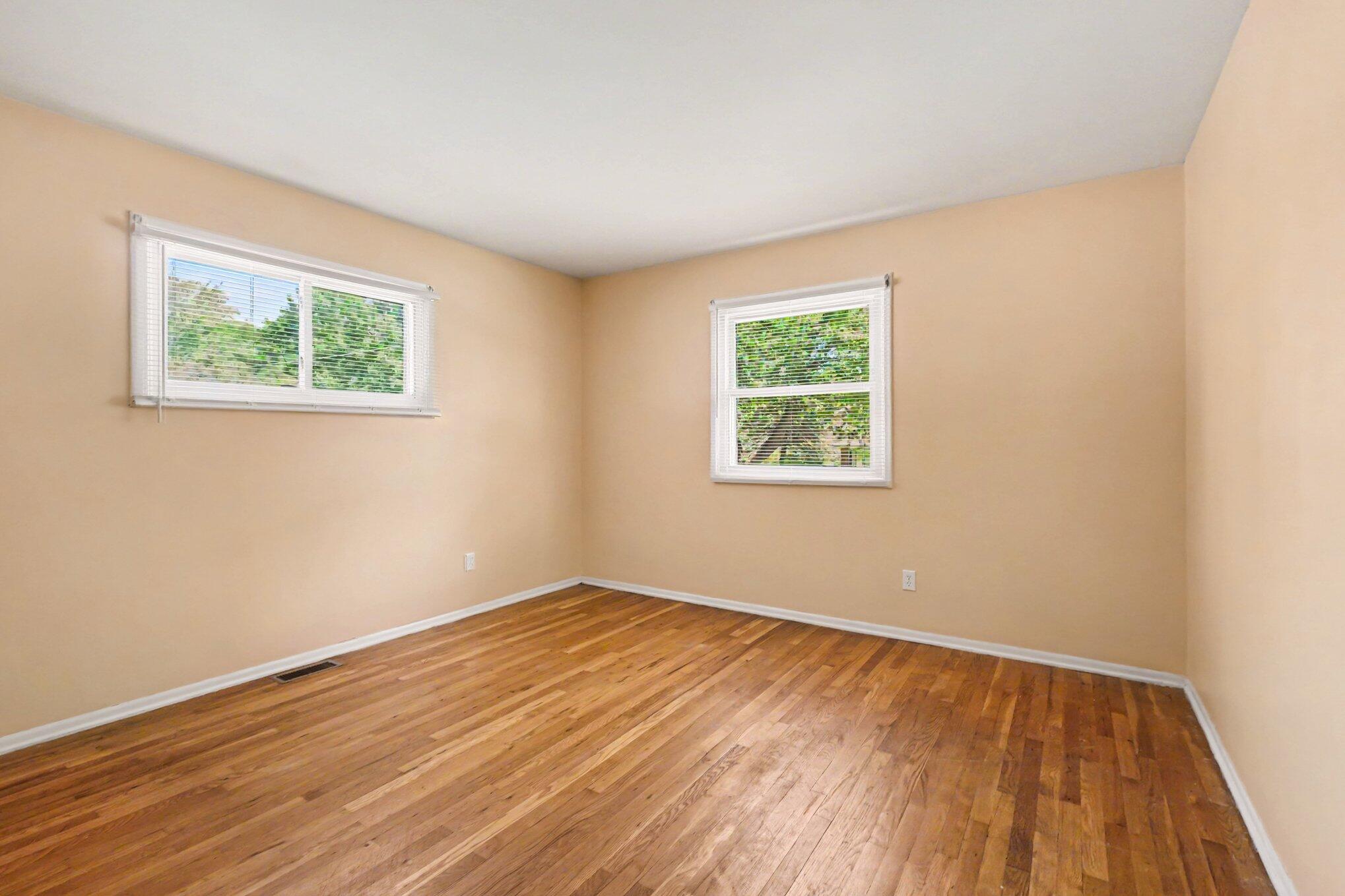 6320 Hampton Street Property Photo 16