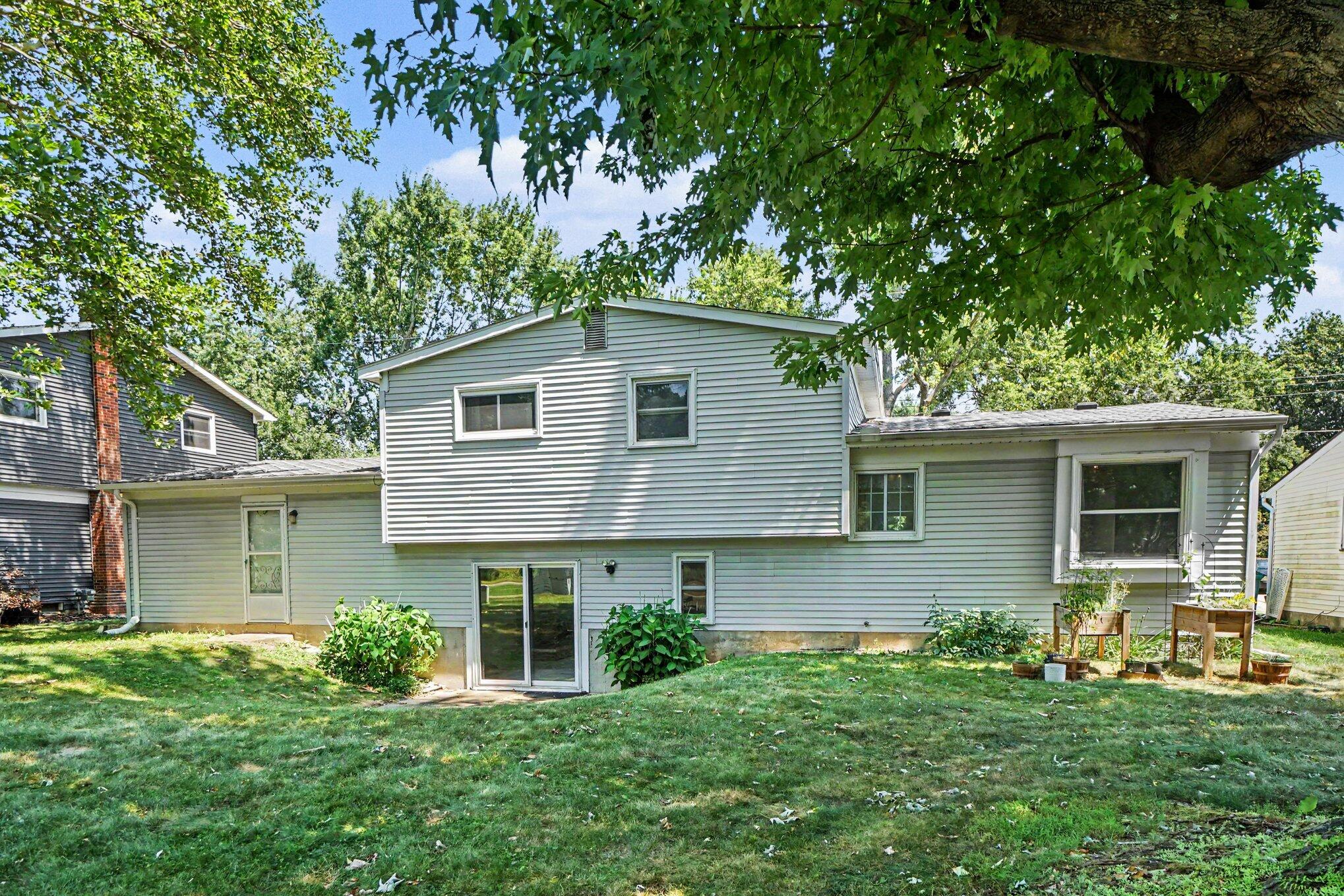 6320 Hampton Street Property Photo 24