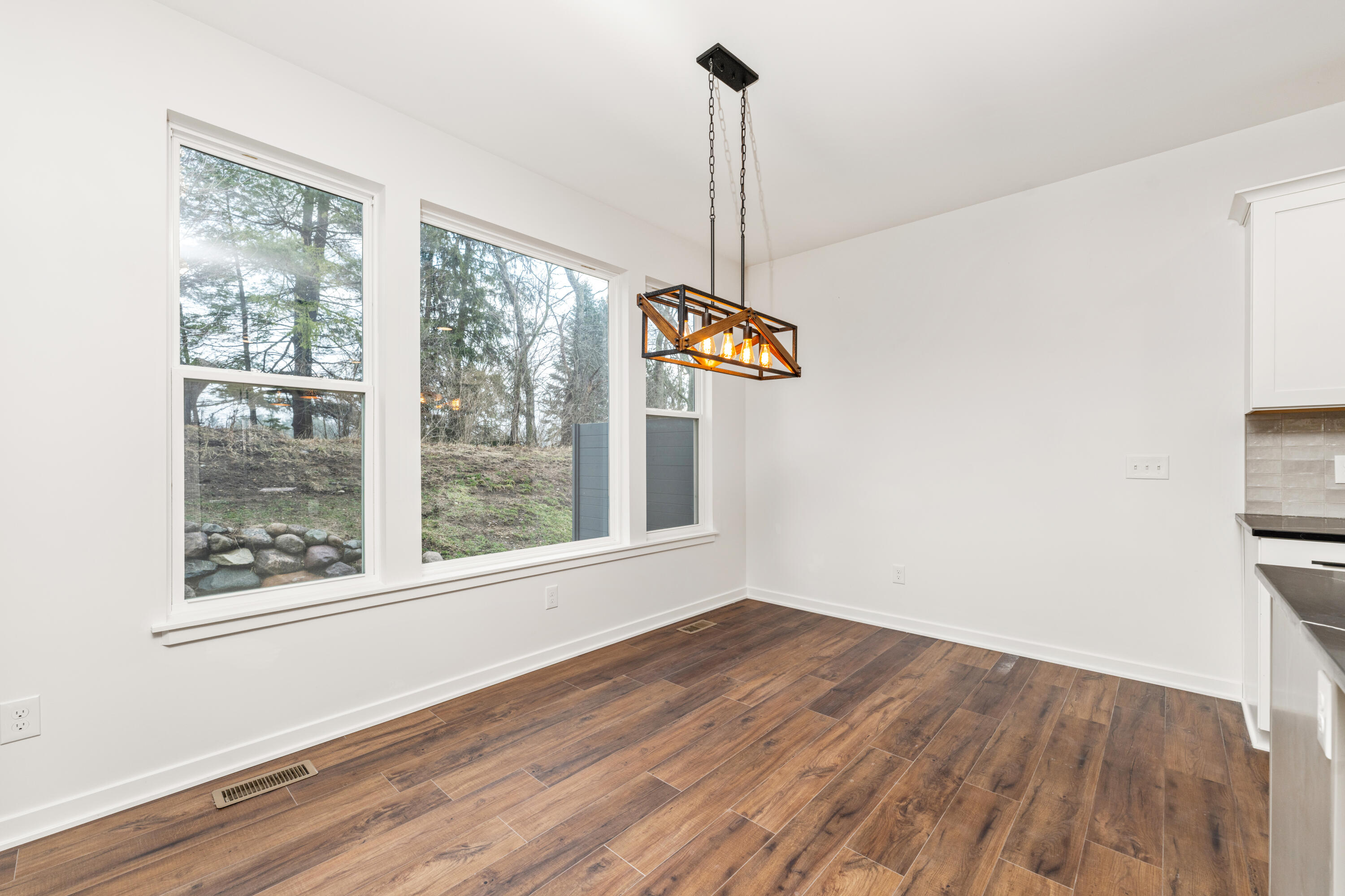 4228 Corvo Property Photo 10