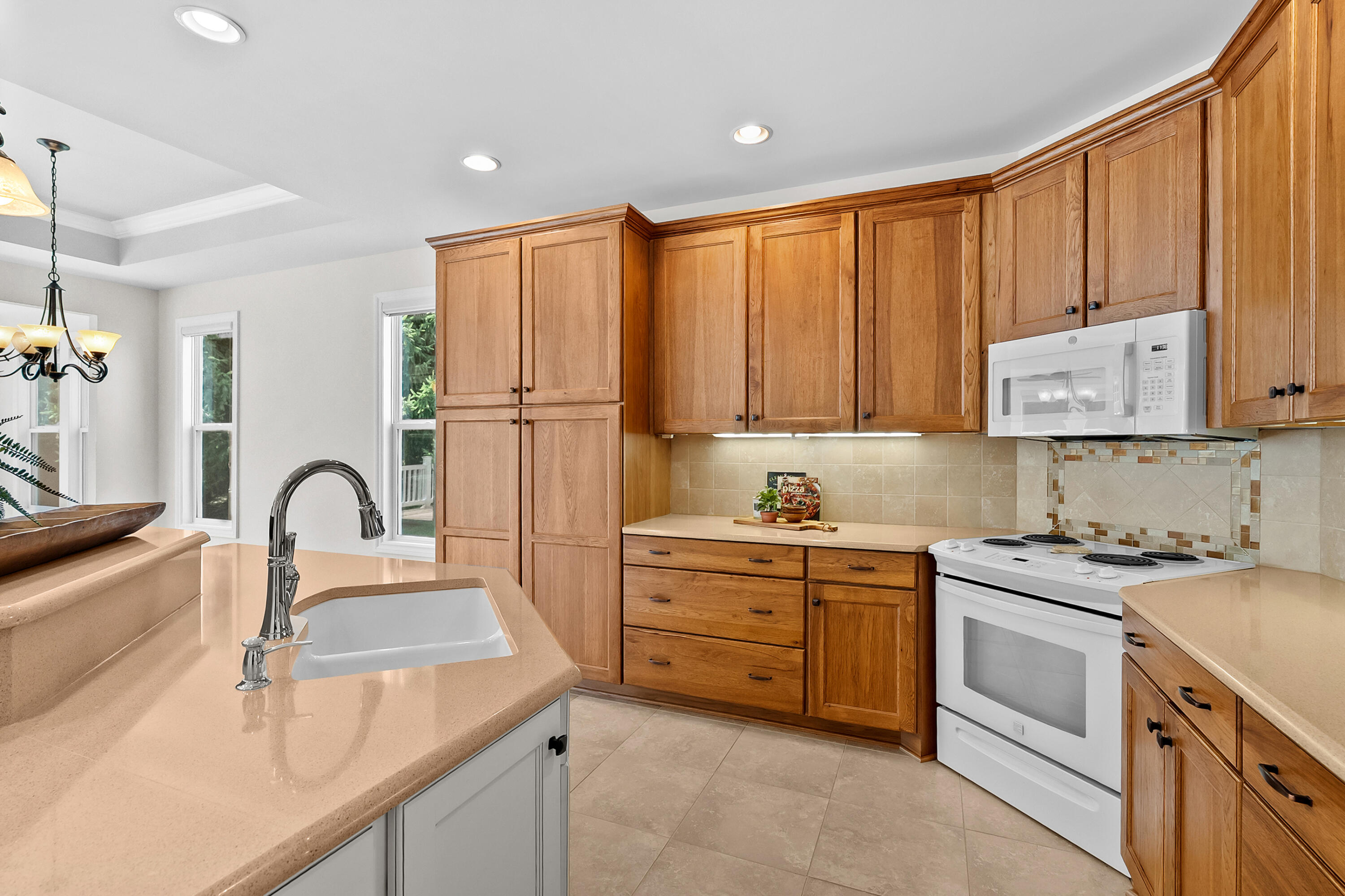 3625 Whicker Pointe Property Photo 6