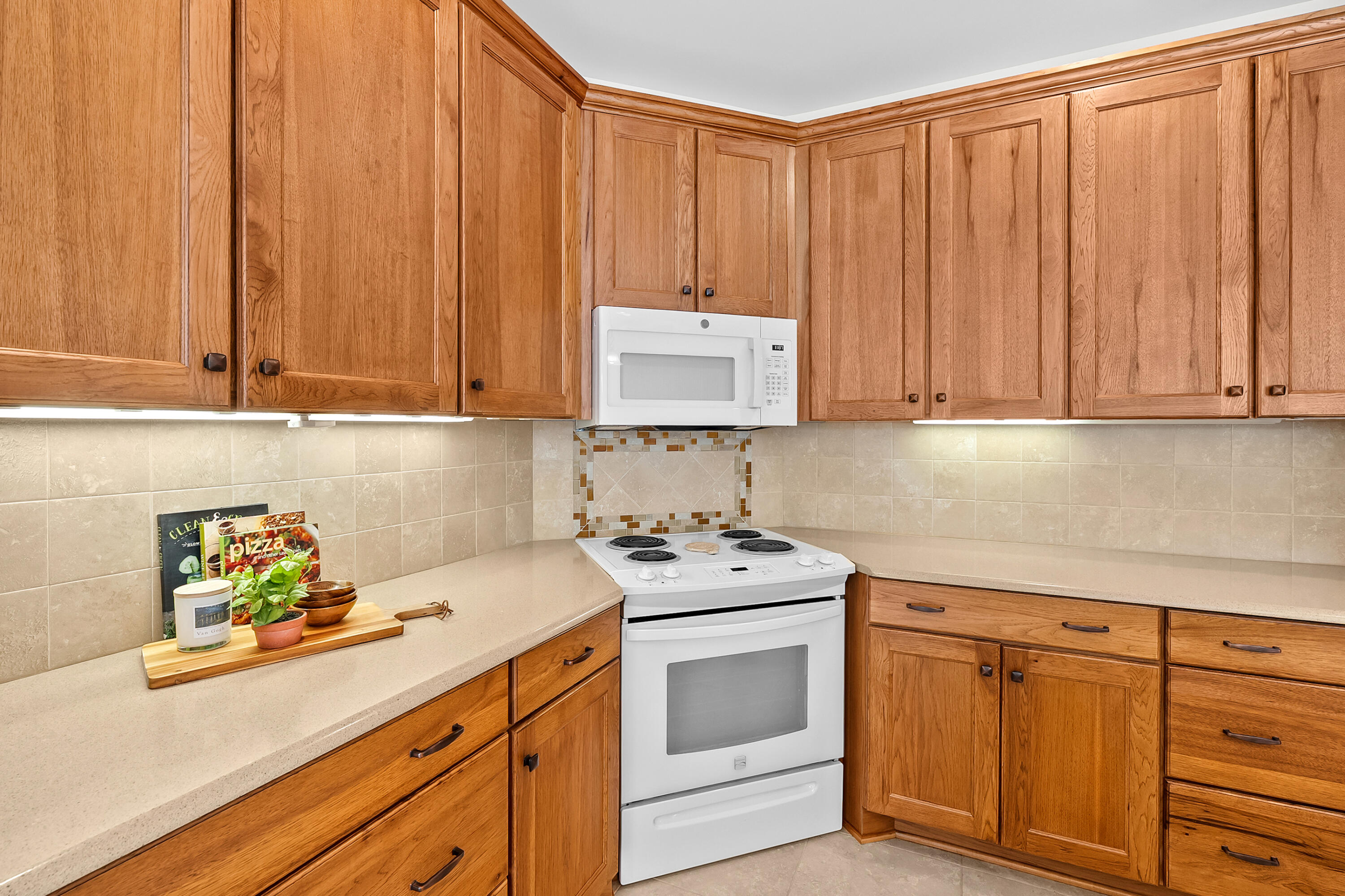3625 Whicker Pointe Property Photo 8