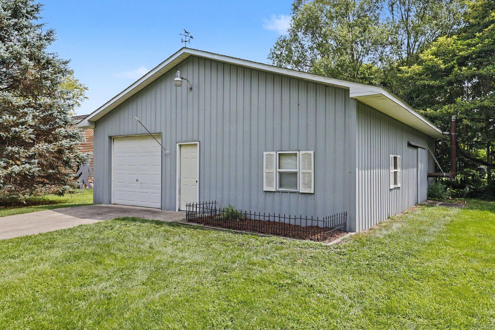 11053 Gast Road Property Photo 25