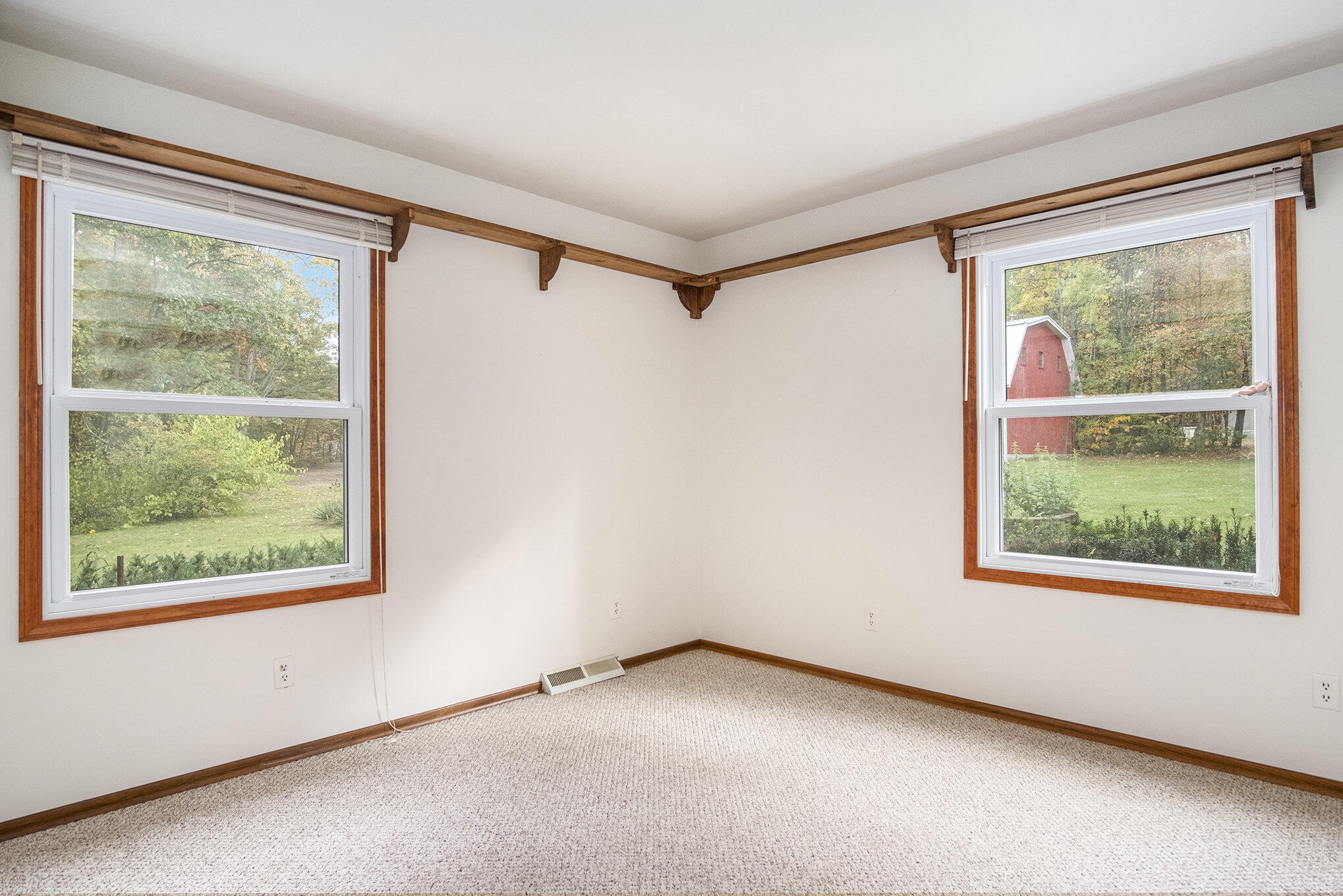 8020 E 98th Street Property Photo 16