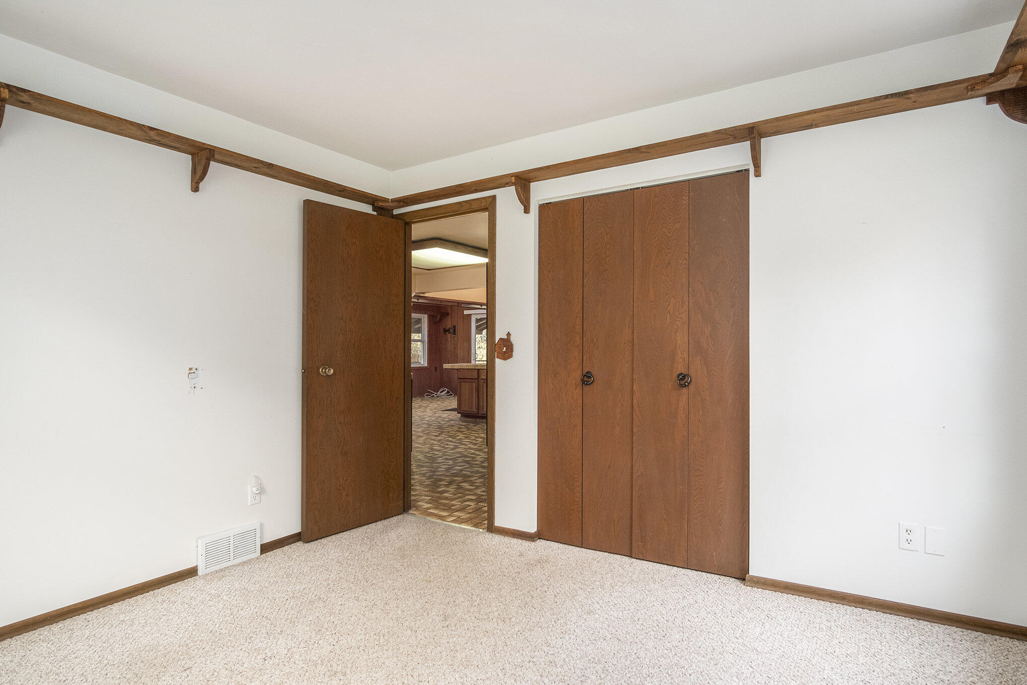 8020 E 98th Street Property Photo 17