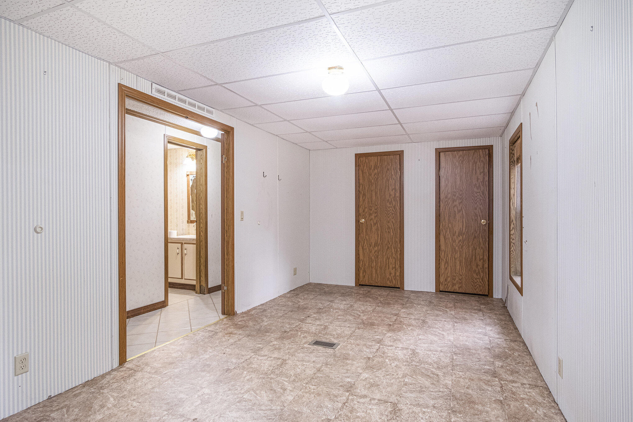 8020 E 98th Street Property Photo 35