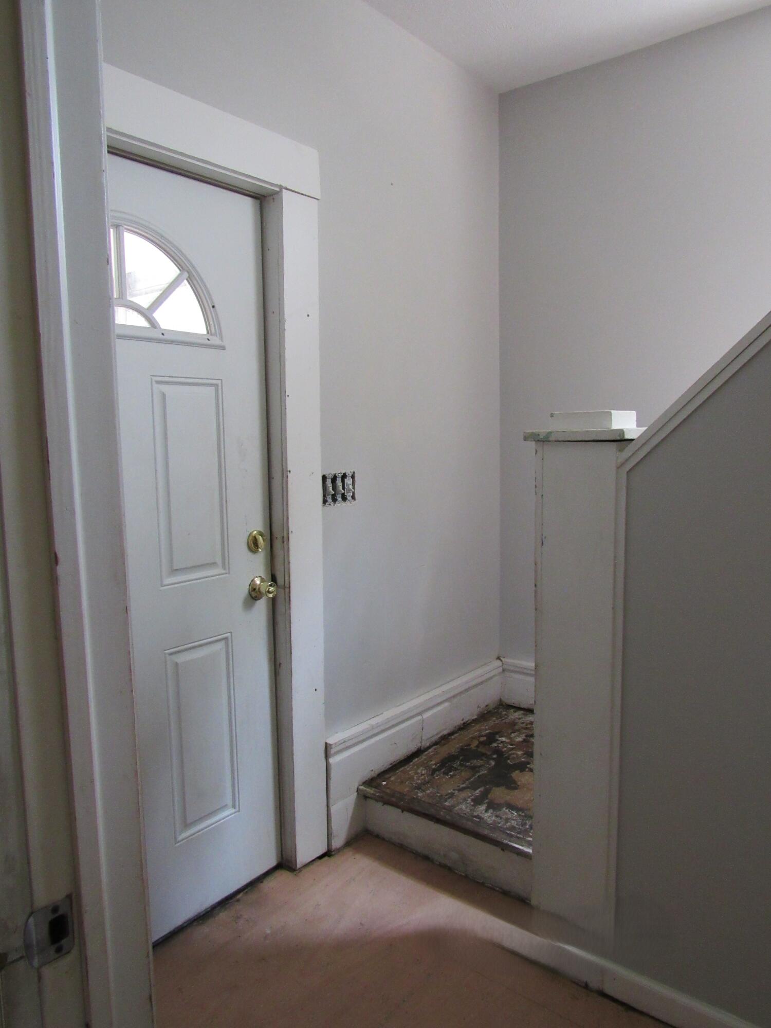 1167 Lafayette Avenue Se Property Photo 4