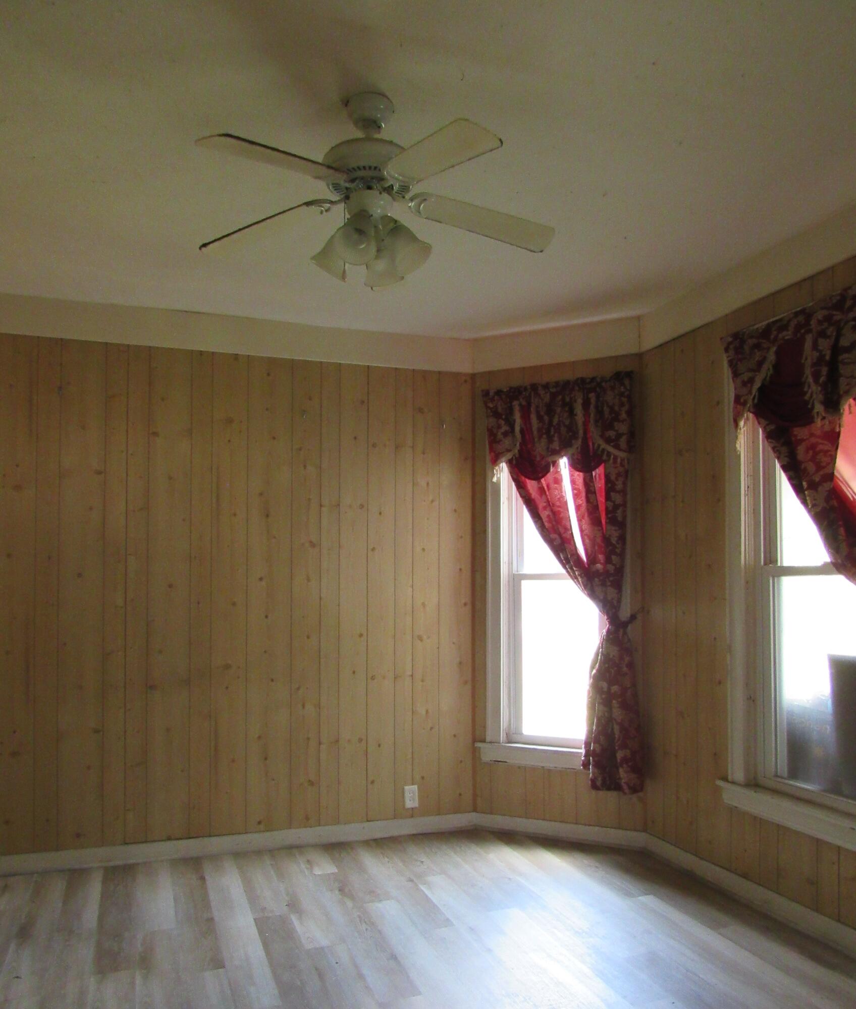 1167 Lafayette Avenue Se Property Photo 7