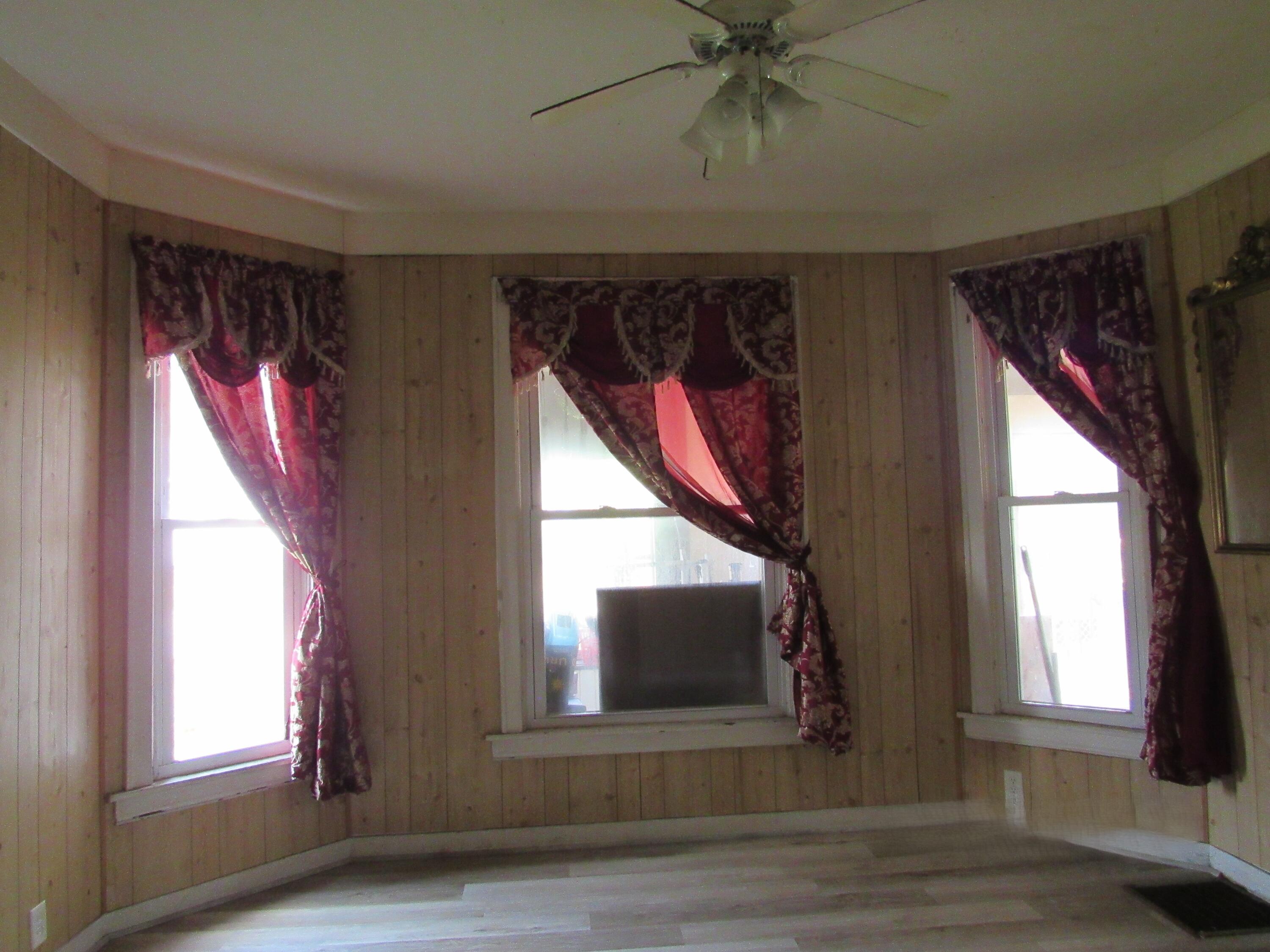 1167 Lafayette Avenue Se Property Photo 8