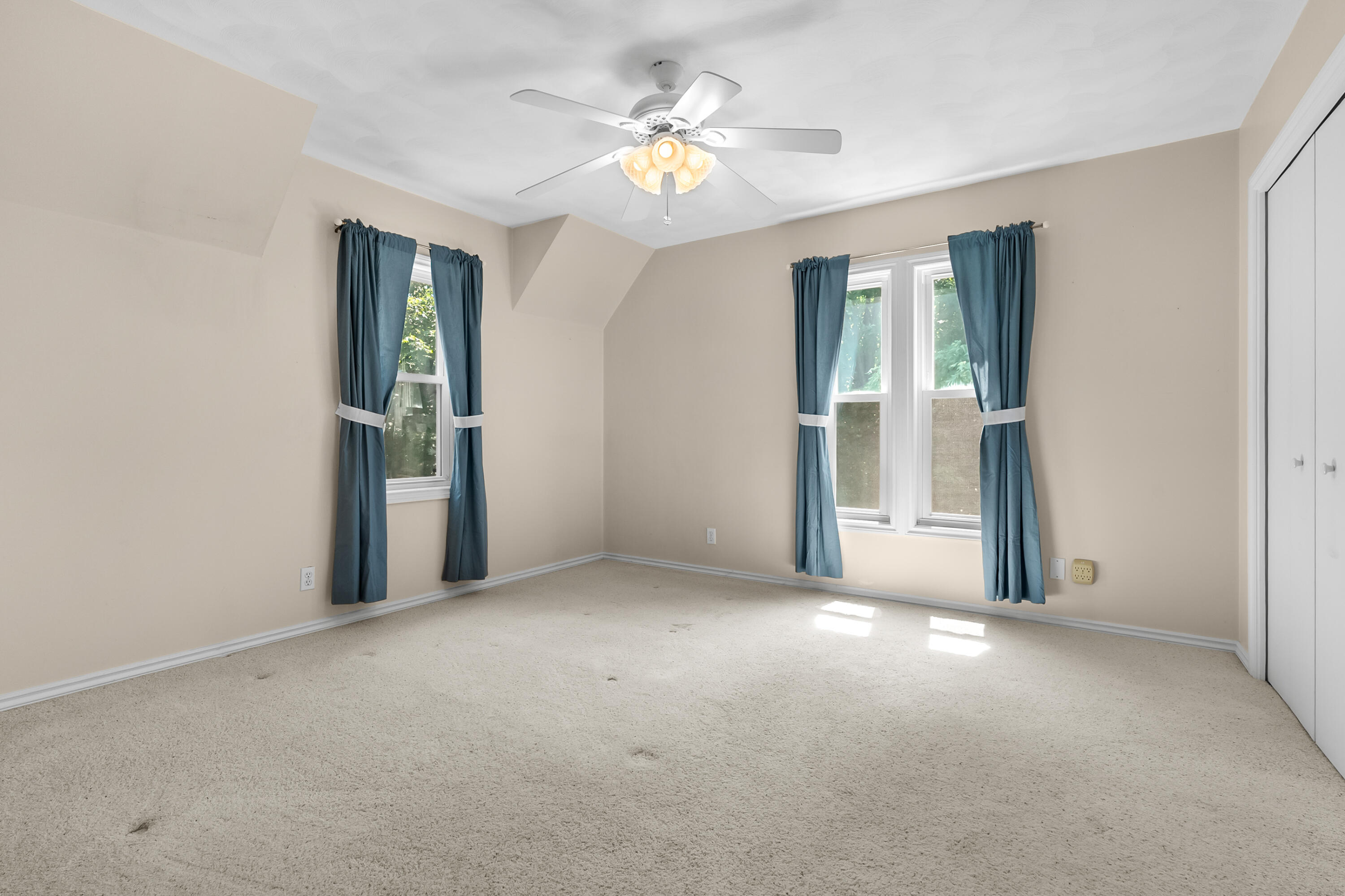 120 Hicks Avenue Property Photo 6