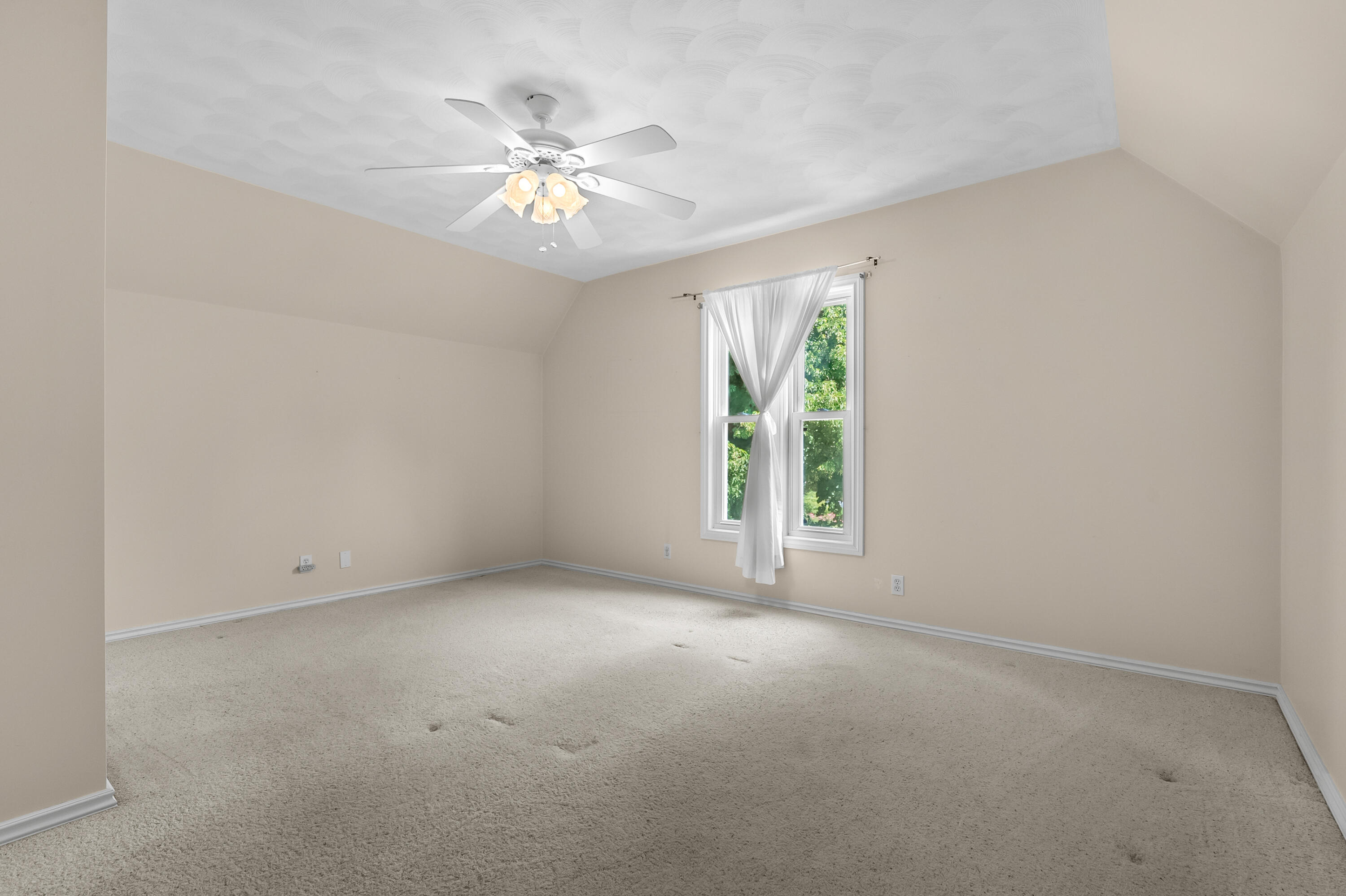120 Hicks Avenue Property Photo 21