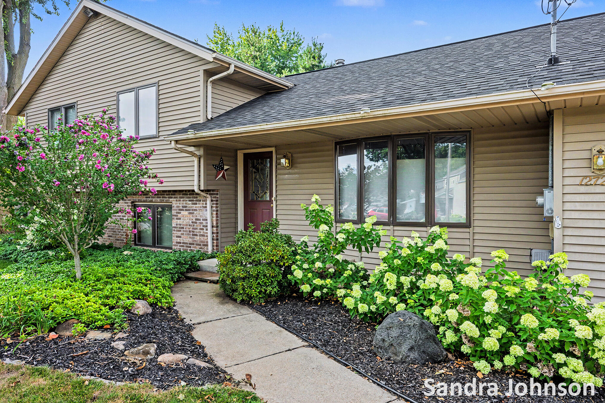 12725 Park Drive Property Photo 3