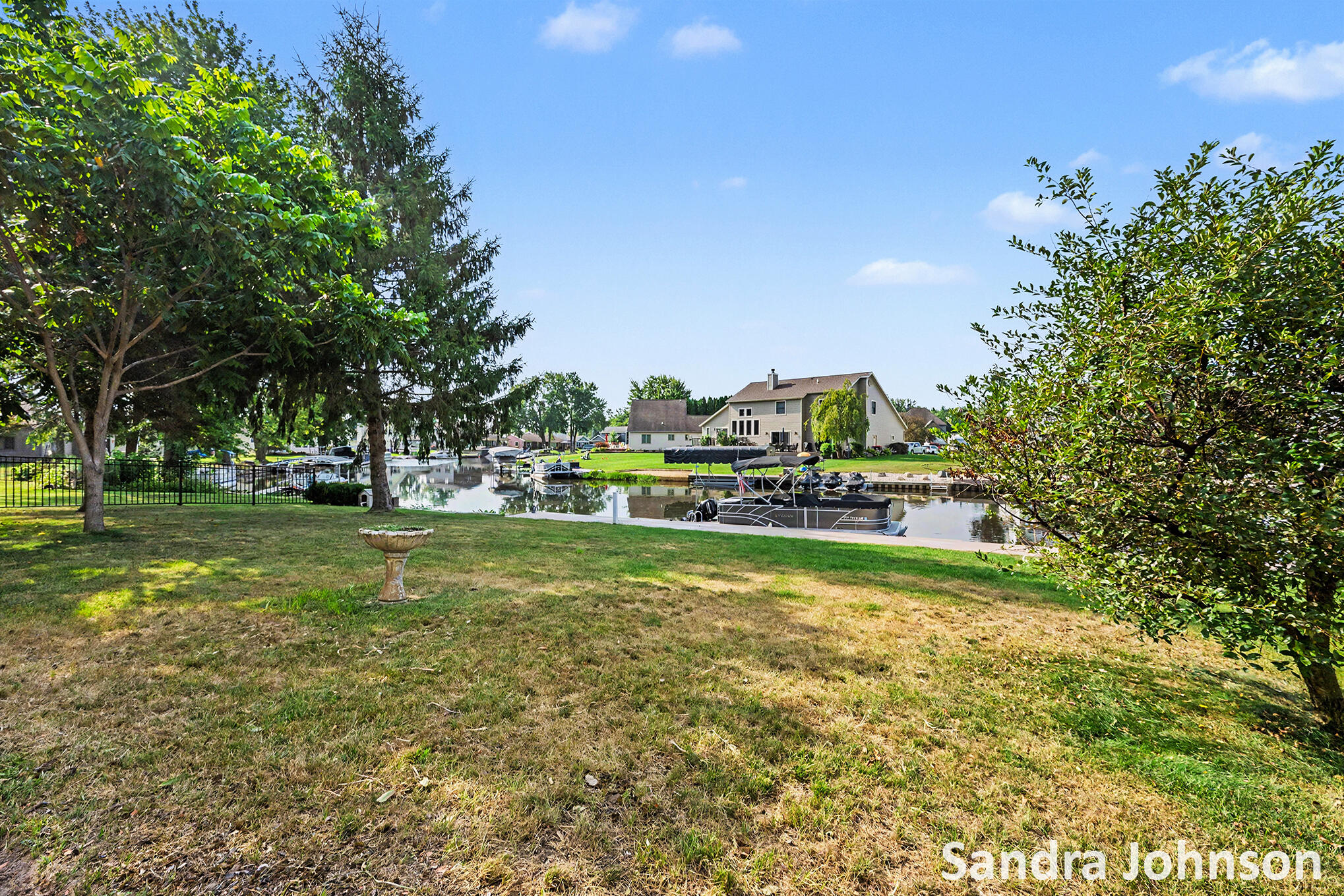 12725 Park Drive Property Photo 8