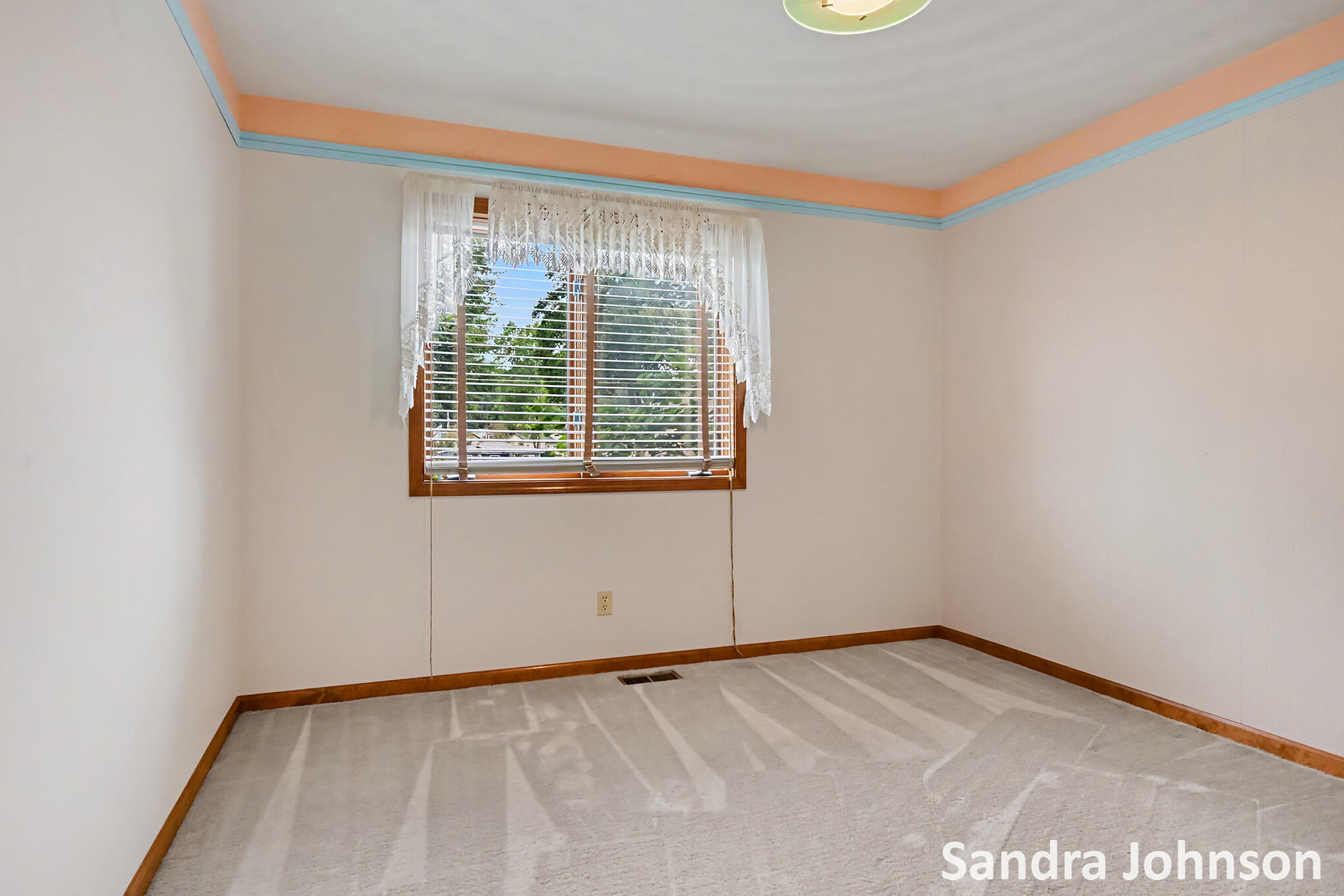 12725 Park Drive Property Photo 23
