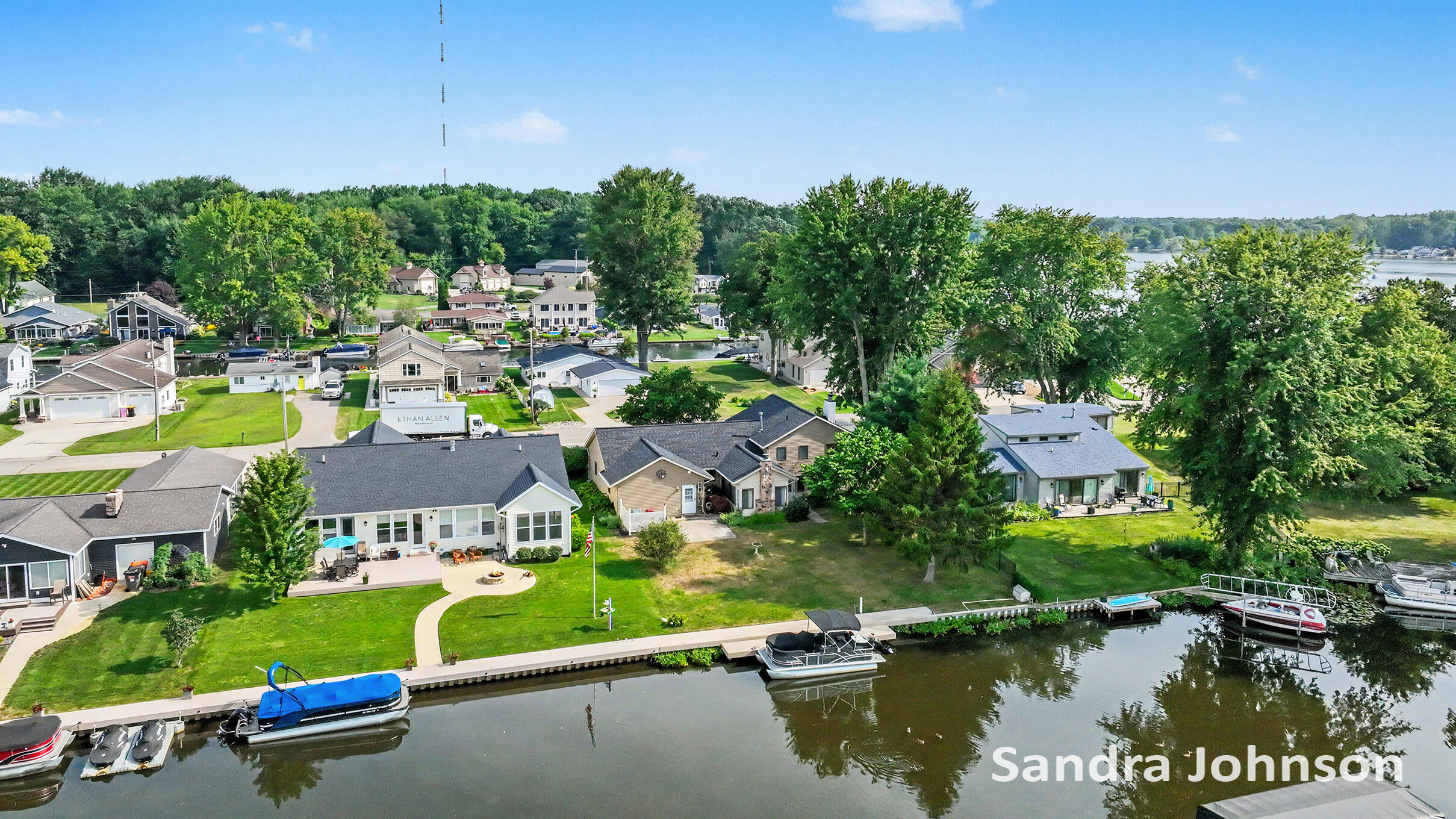 12725 Park Drive Property Photo 36