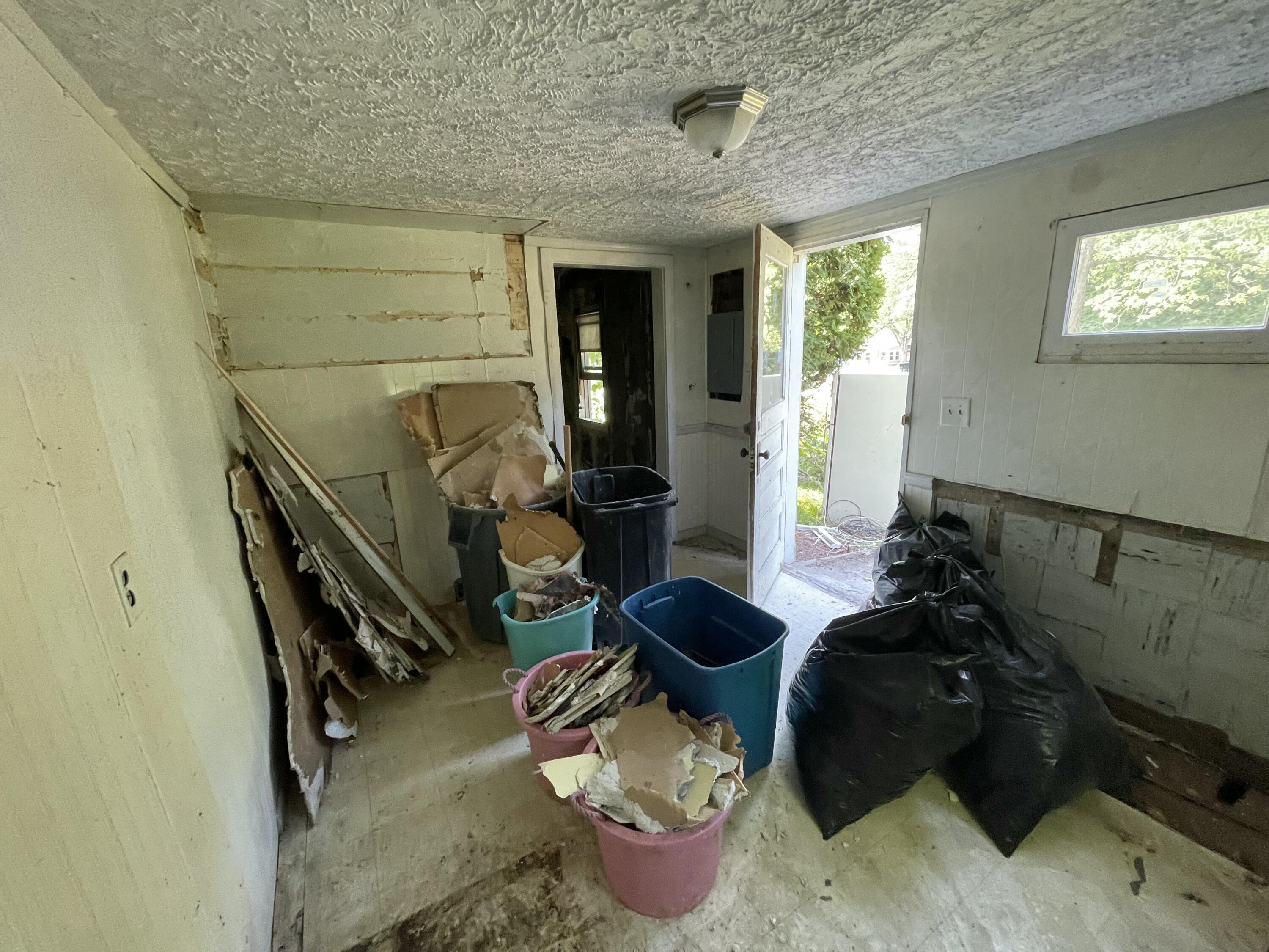 15723 Park Lake Road Property Photo 7
