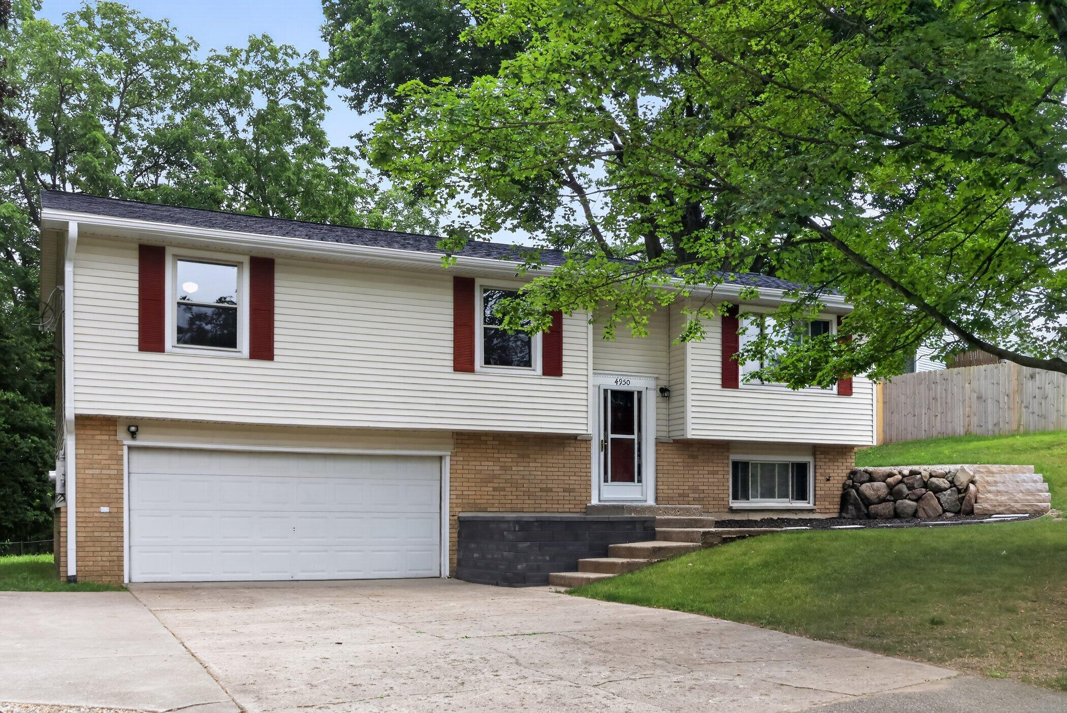 4950 Sparrow Avenue Property Photo 1