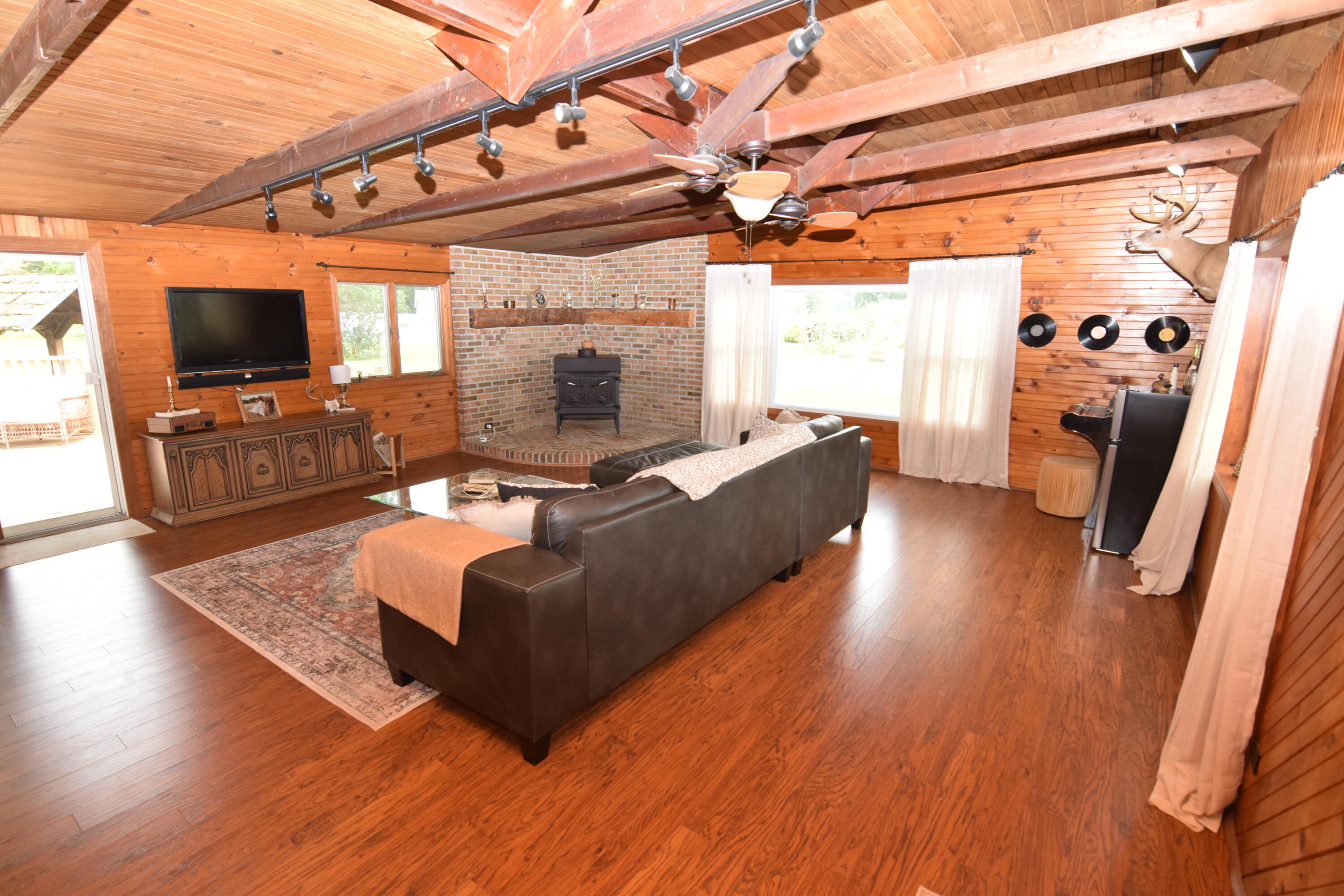 231 S Fremont Road Property Photo 5