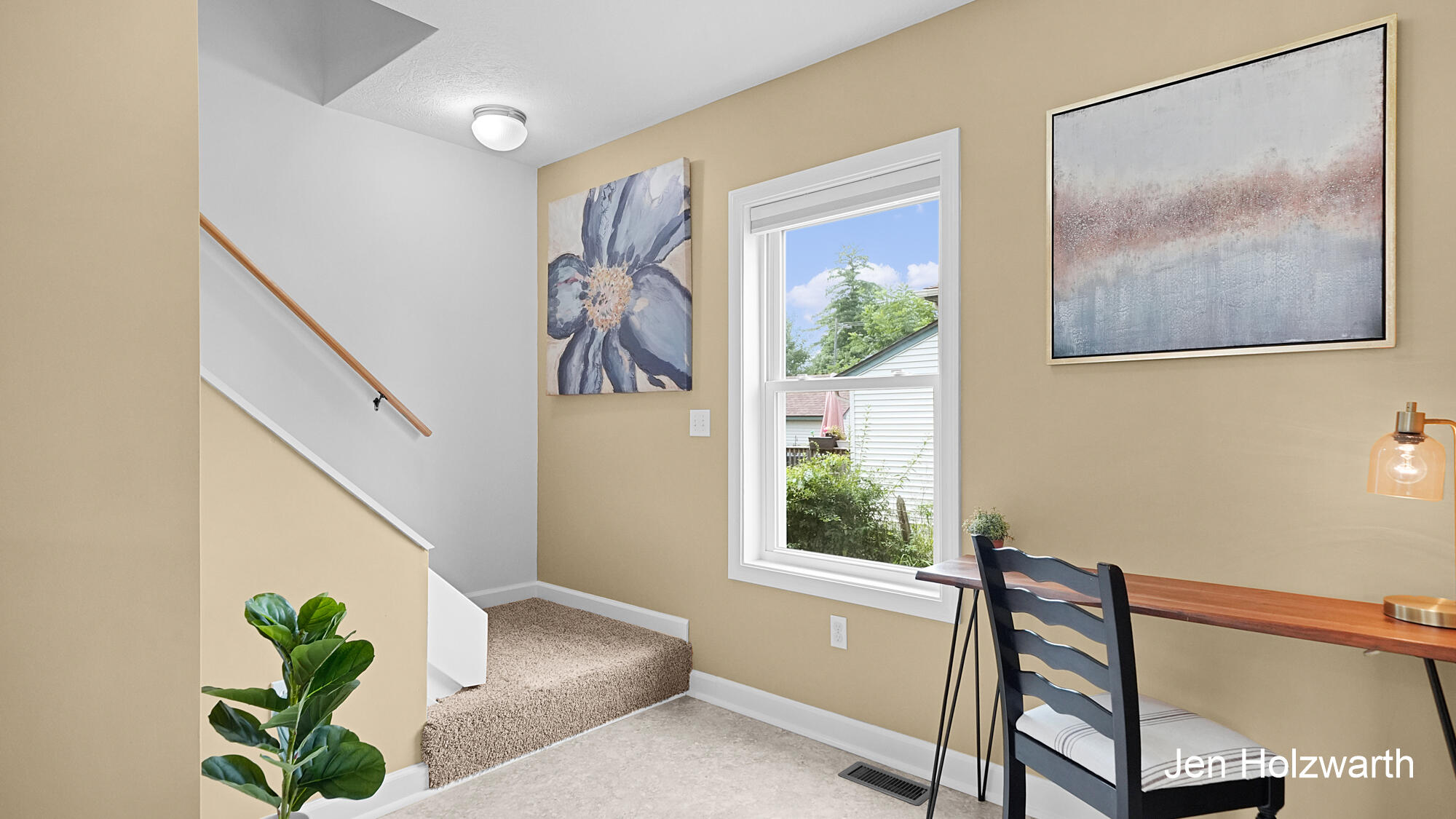 122 E Kent Street Property Photo 8